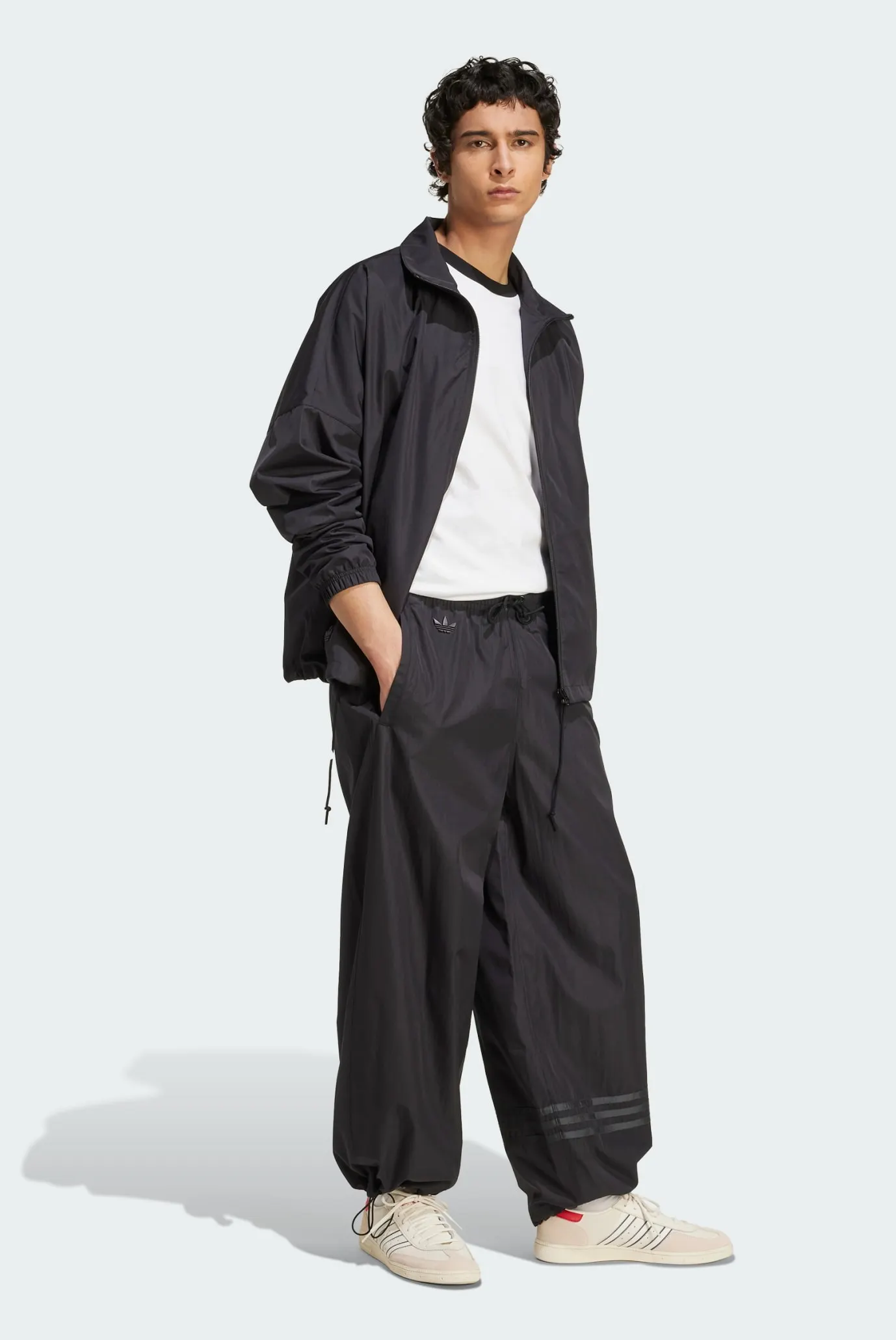 Мужская черная спортивная кофта Neuclassics 2