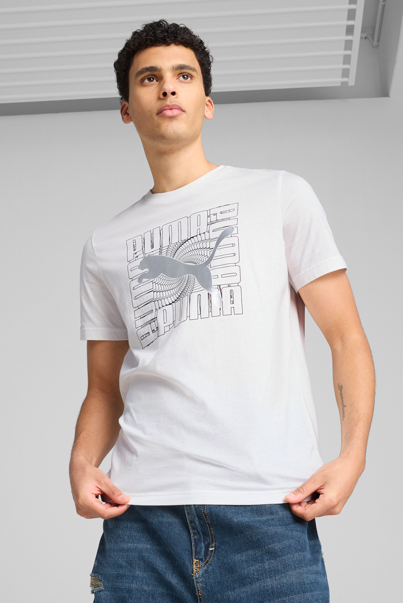 Мужская белая футболка Graphics Foil Tee Men 1