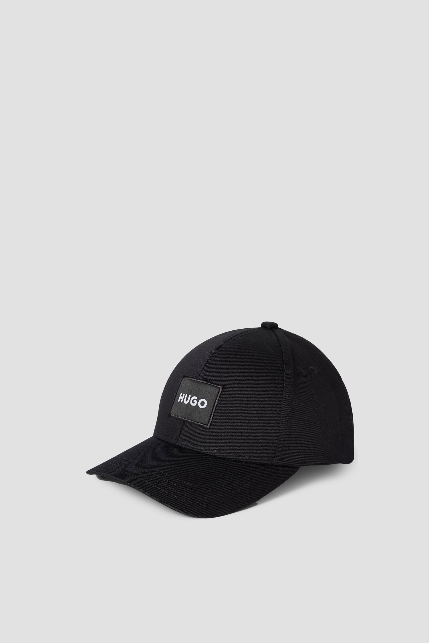 Женская черная кепка 1