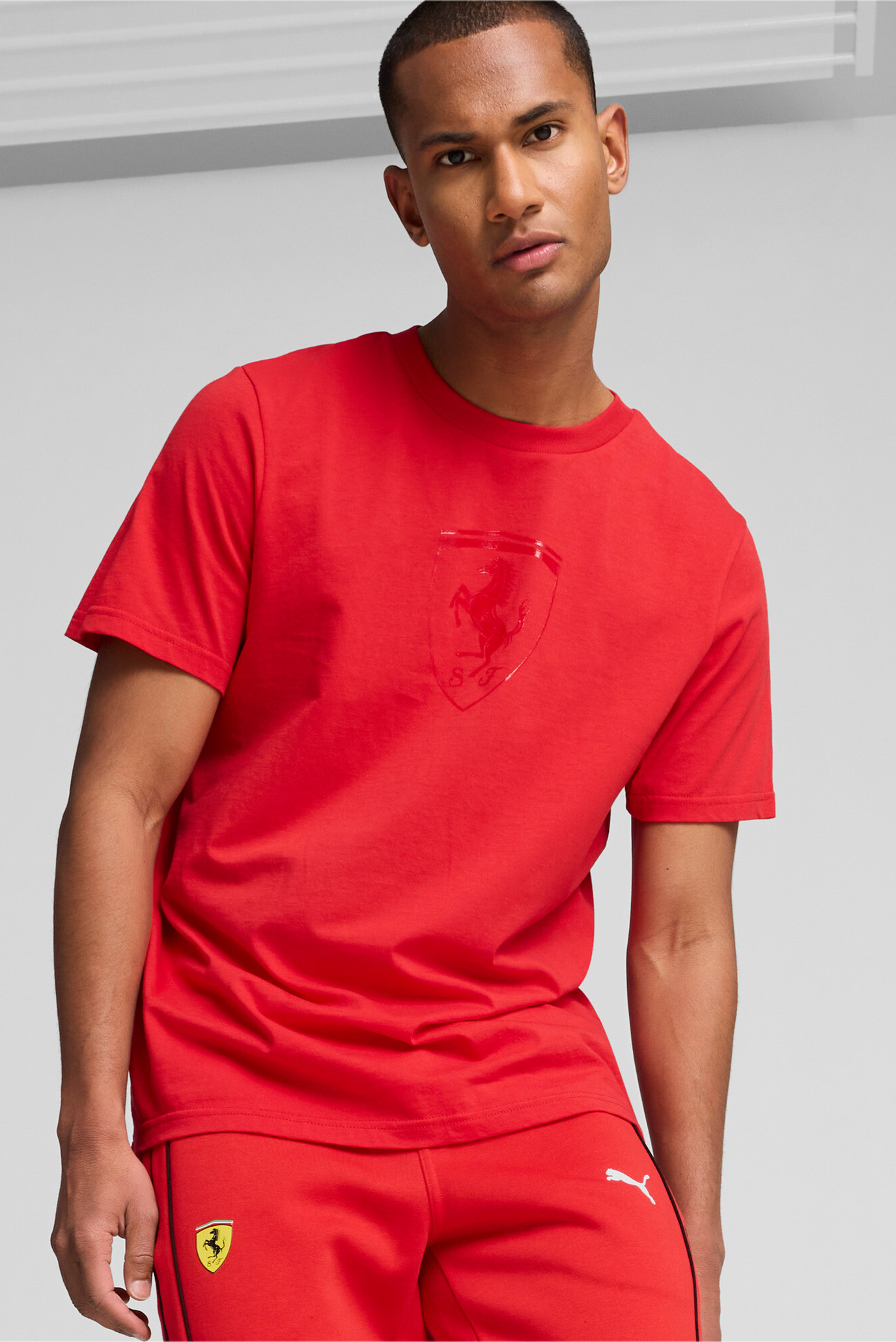 Чоловіча червона футболка Scuderia Ferrari Race Tonal Shield Tee Men 1