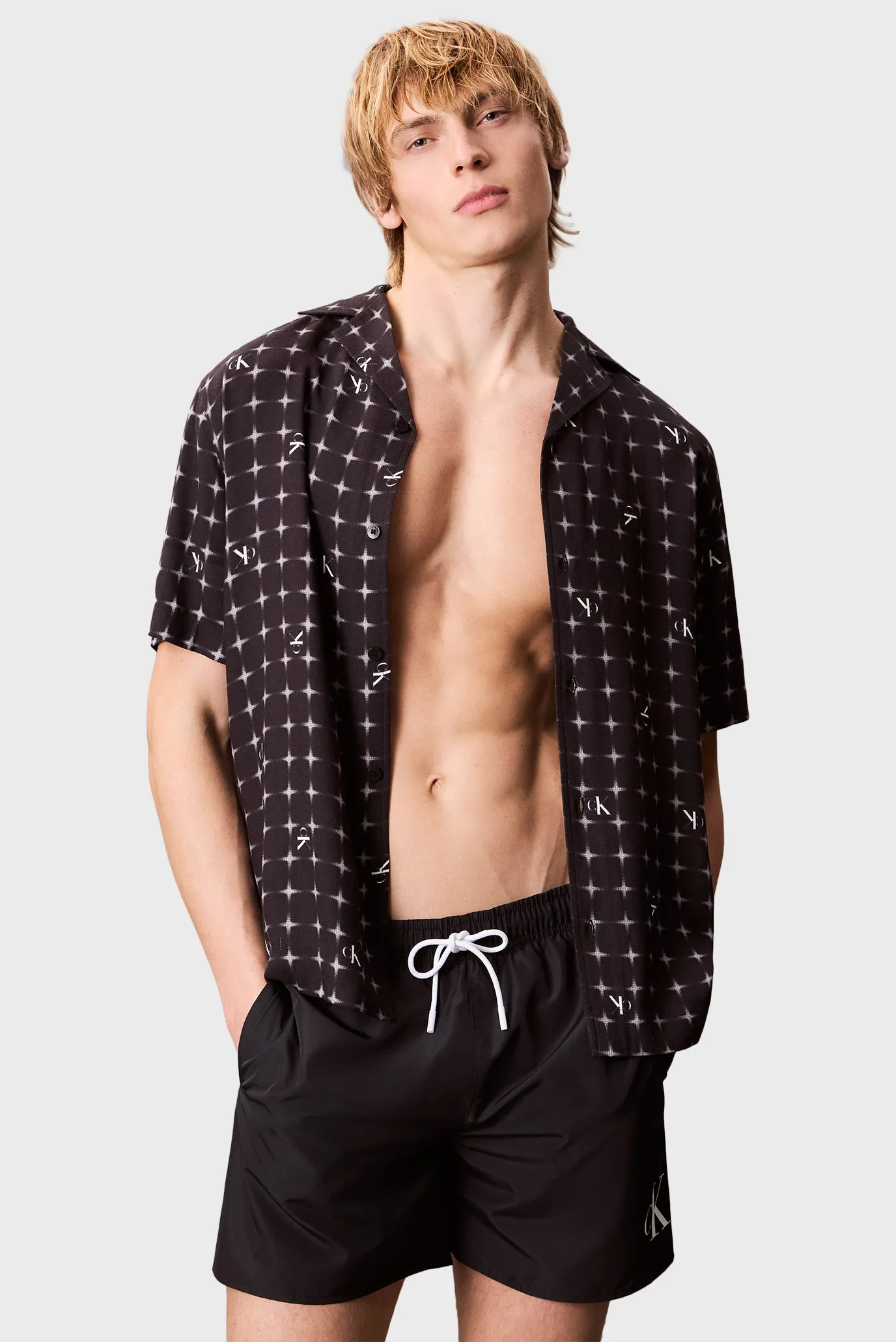 Чоловічі чорні плавальні шорти 4