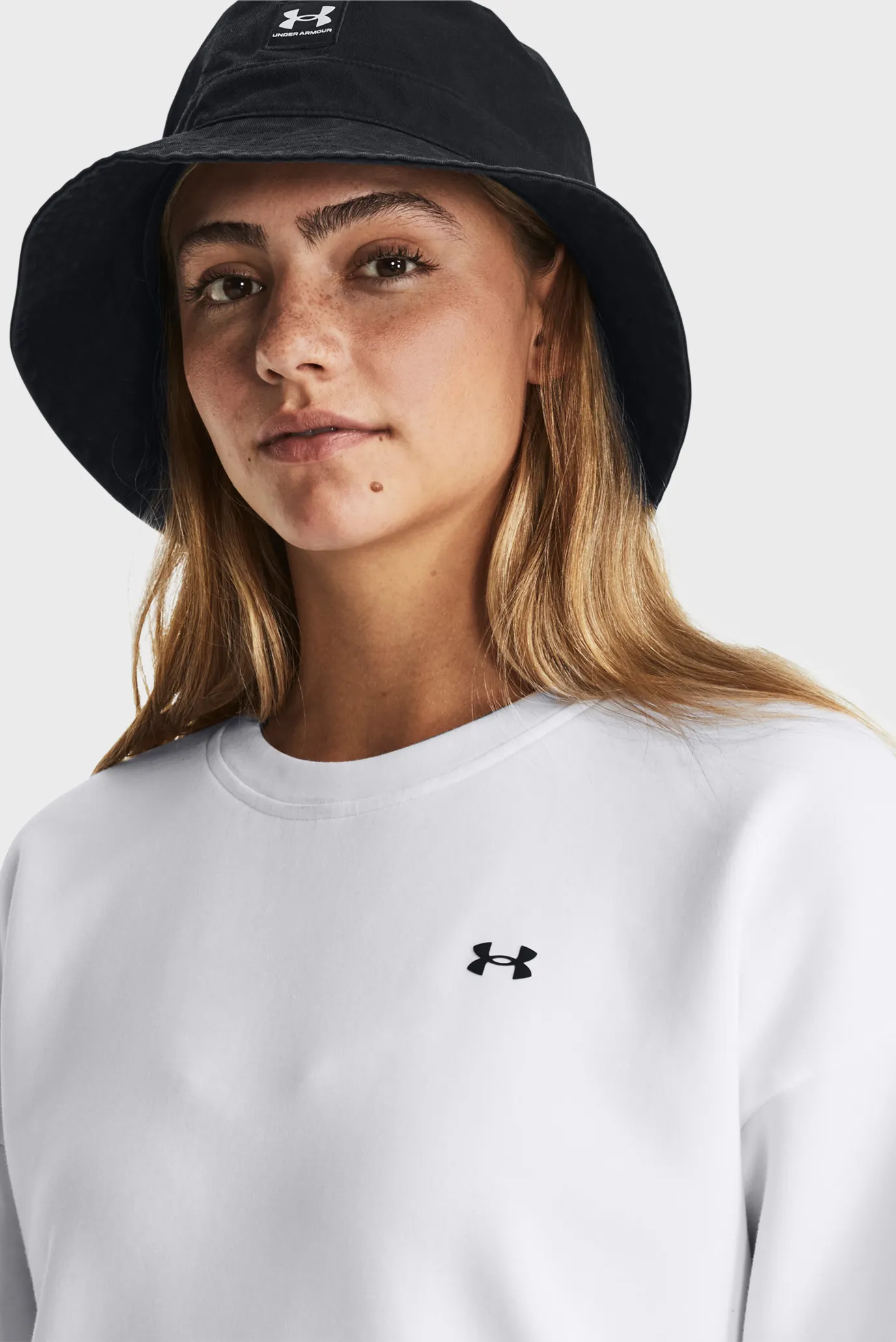 Женский белый свитшот Unstoppable Flc Crew 5