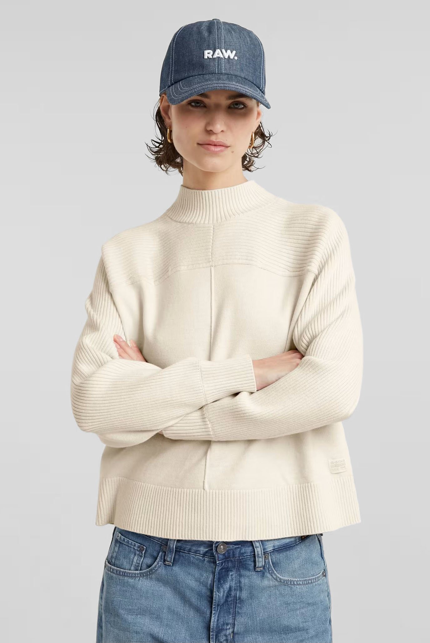 Женский бежевый свитер Boxy mock jumper wmn 1