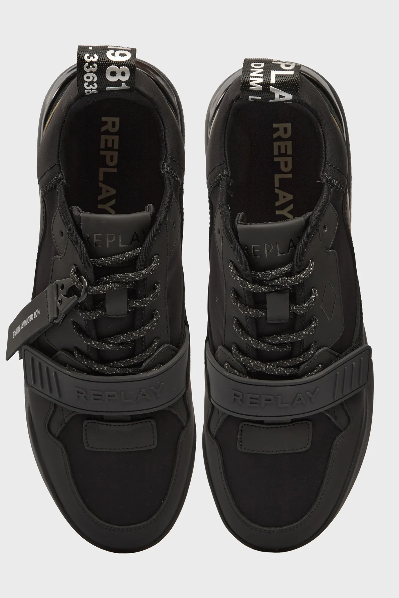 Мужские черные кроссовки 4