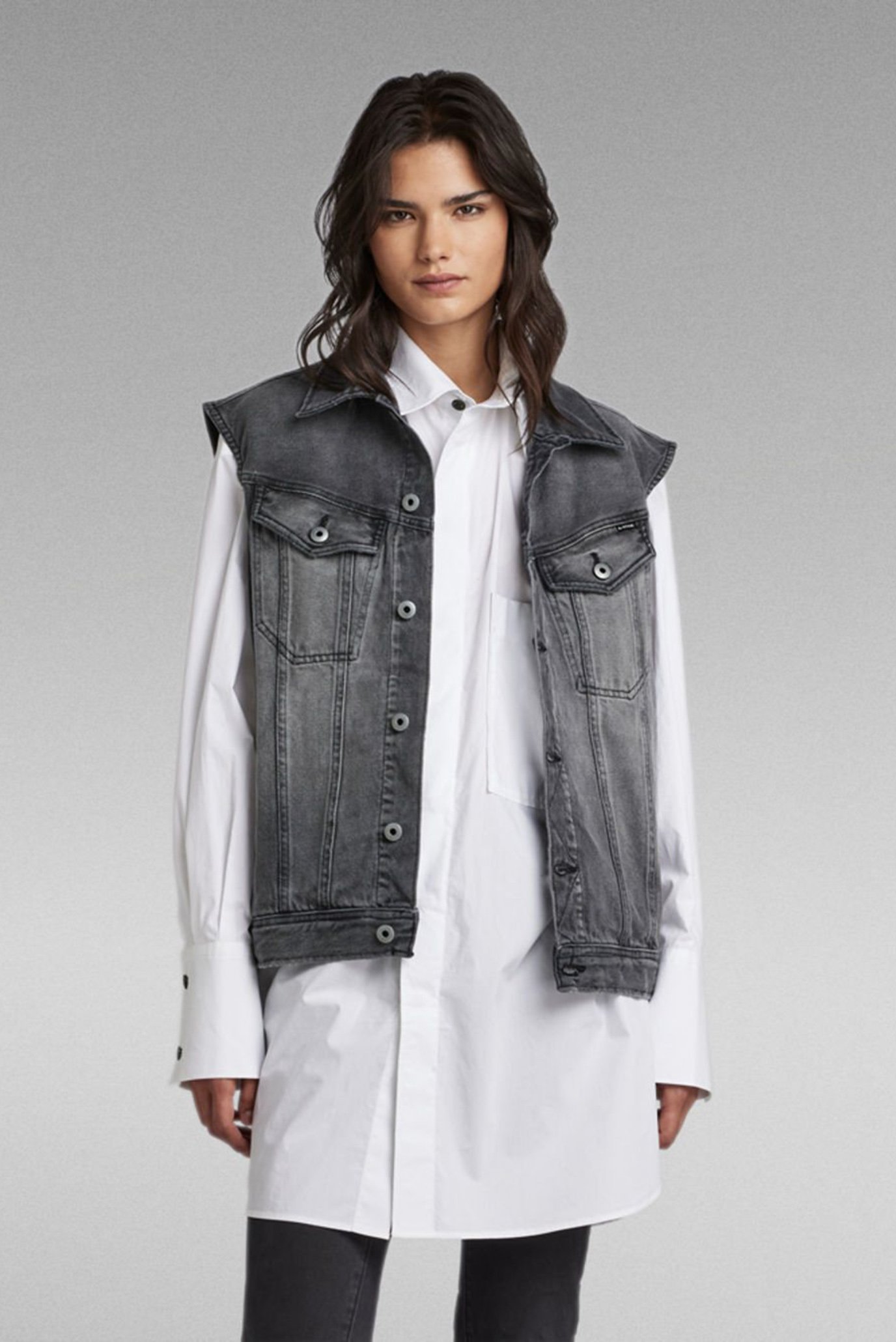 Жіночий сірий джинсовий жилет Oversized Denim vest 1