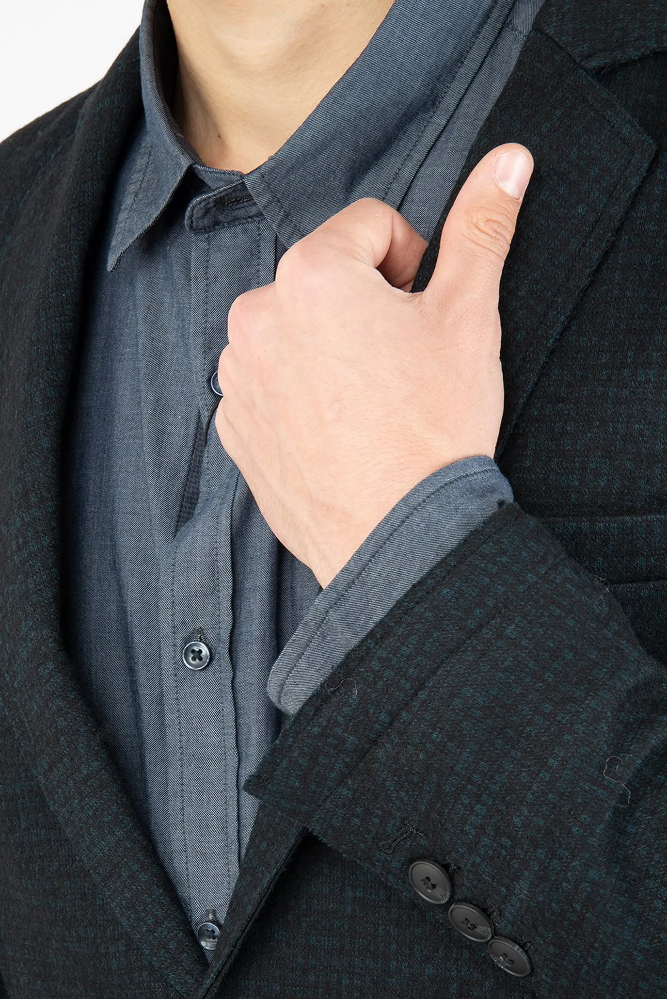 Мужской черный пиджак 4