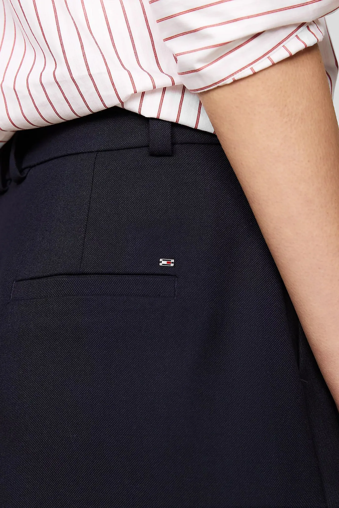 Жіноча темно-синя спідниця CORE STRAIGHT SHORT 4