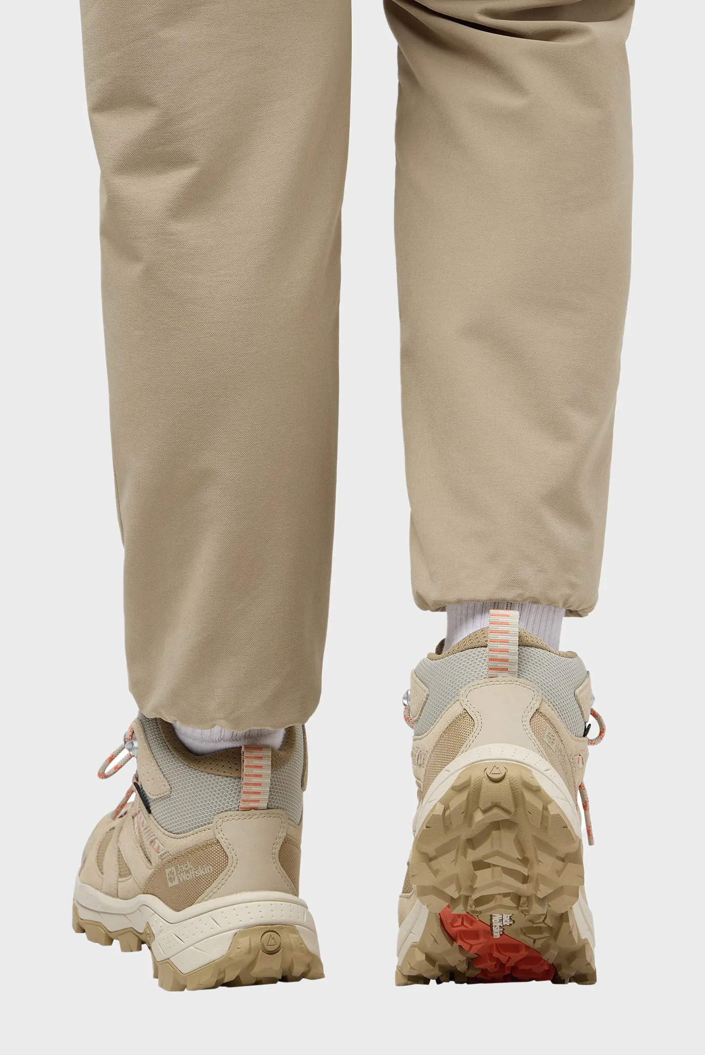 Жіночі бежеві черевики 7