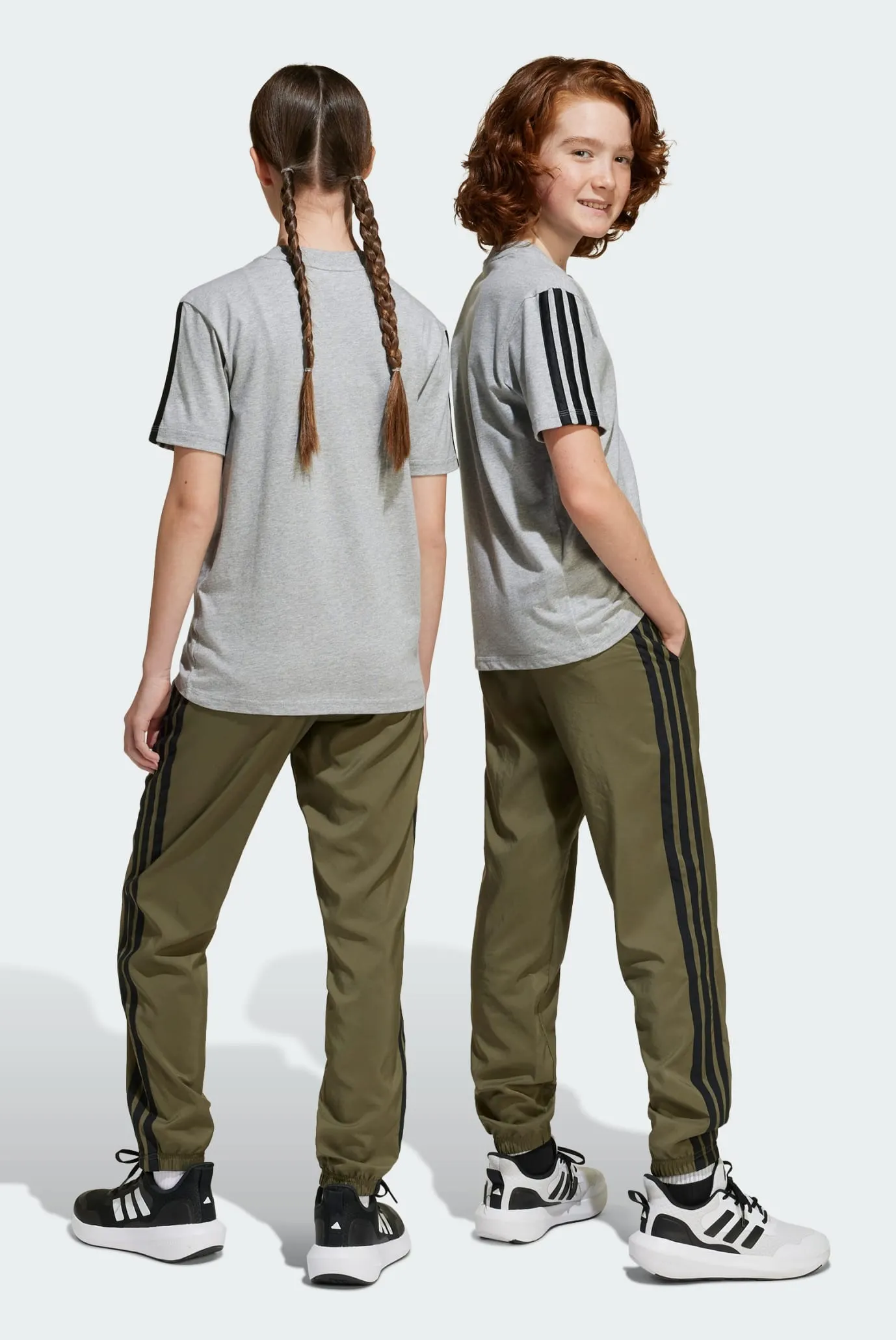 Детские оливковые спортивные брюки Essentials Climacool Kids 3