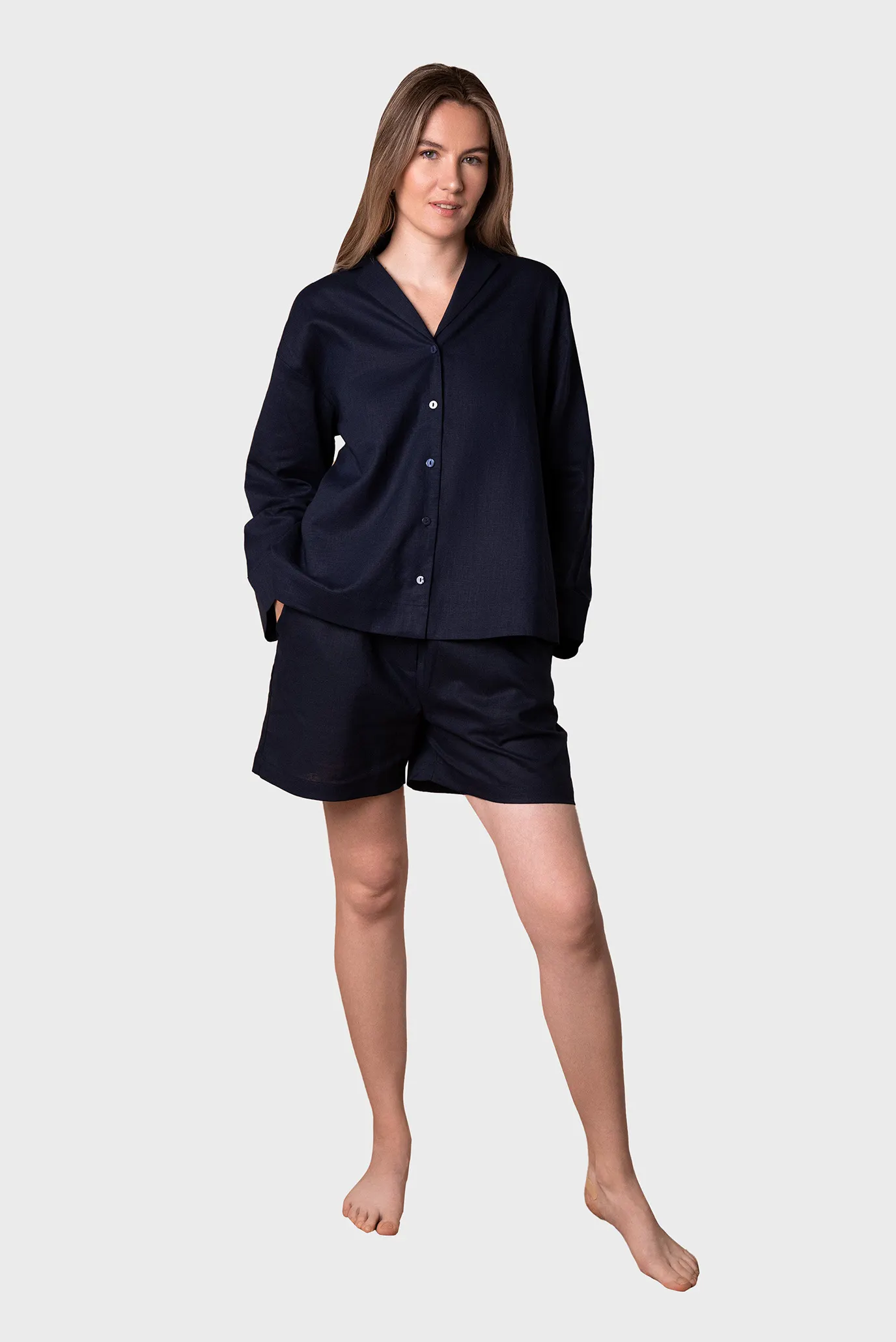 Женская темно-синяя рубашка 2