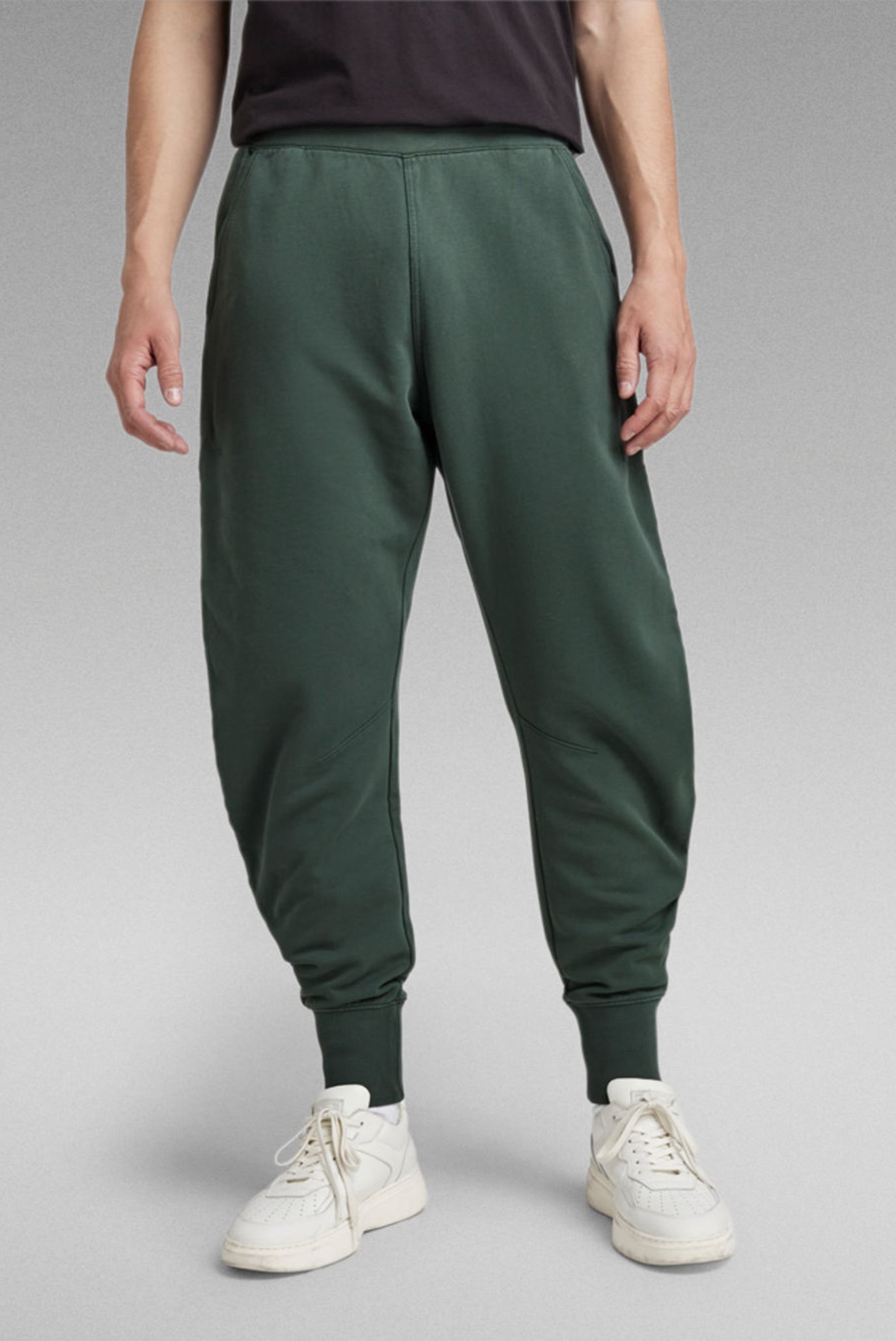 Мужские зеленые спортивные брюки Garment dyed oversized 1