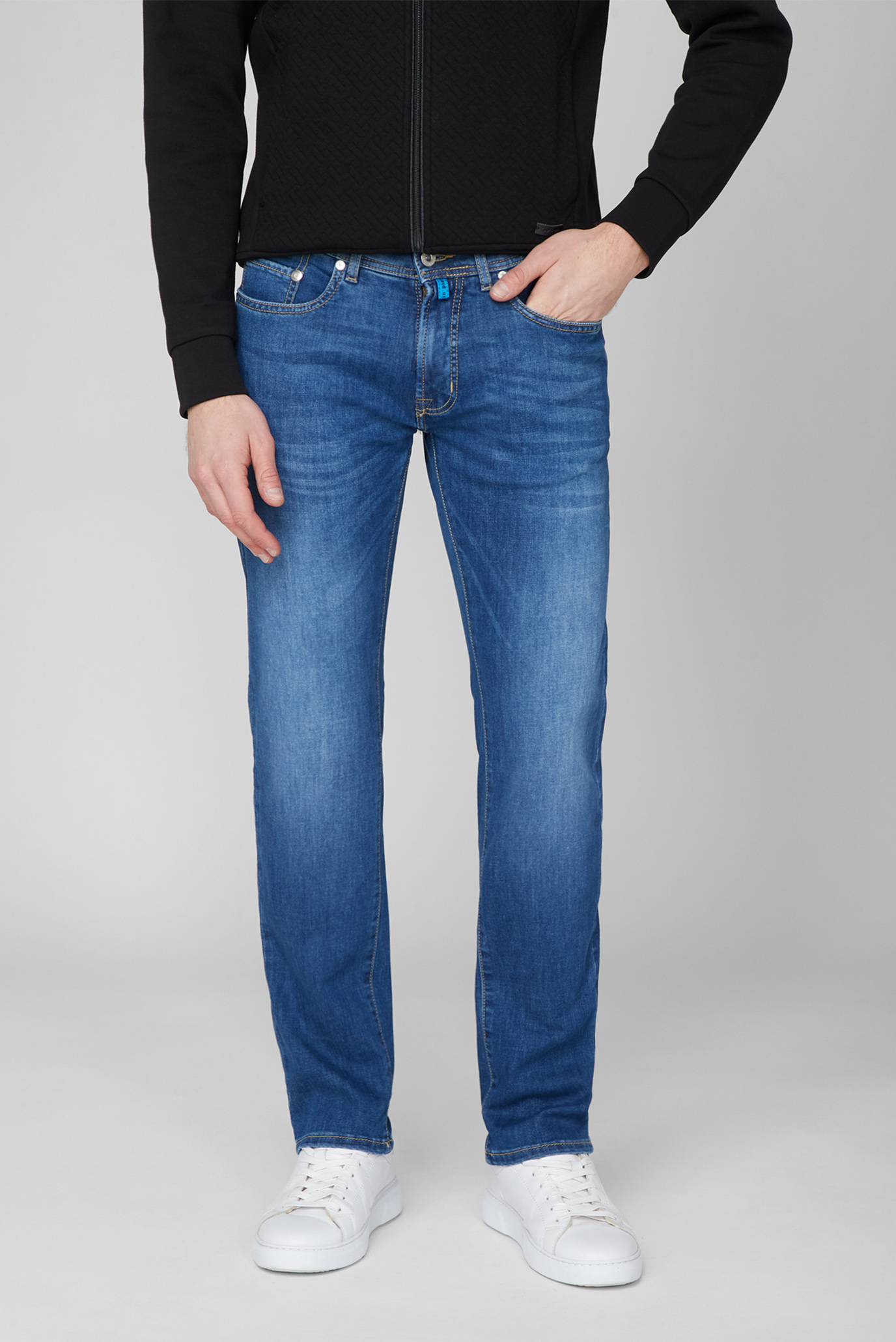 Мужские синие джинсы 1
