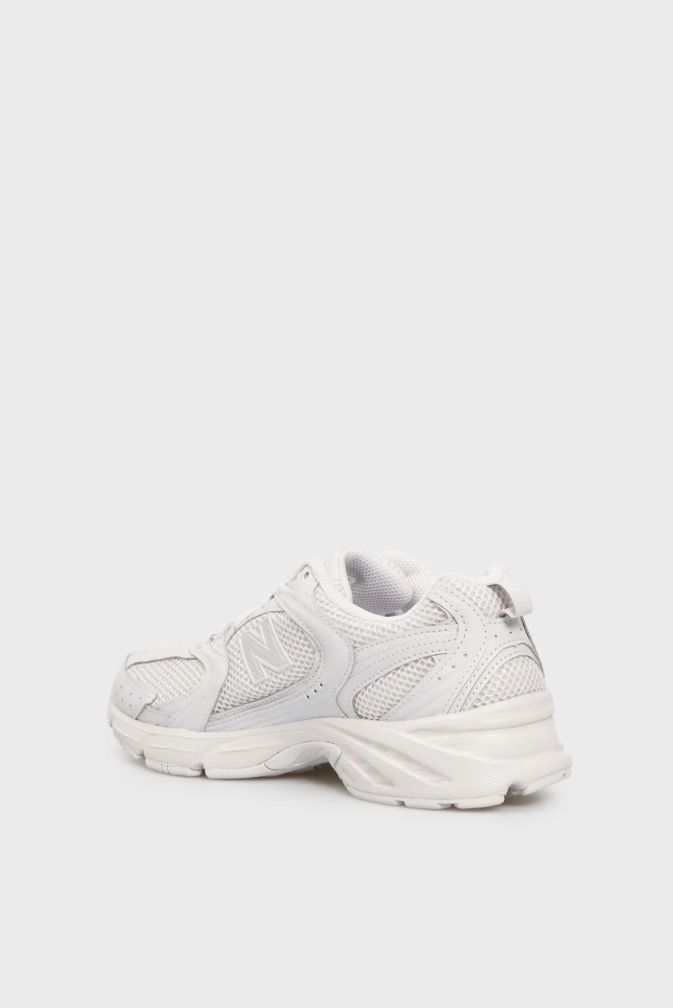 Сірі кросівки 530 4