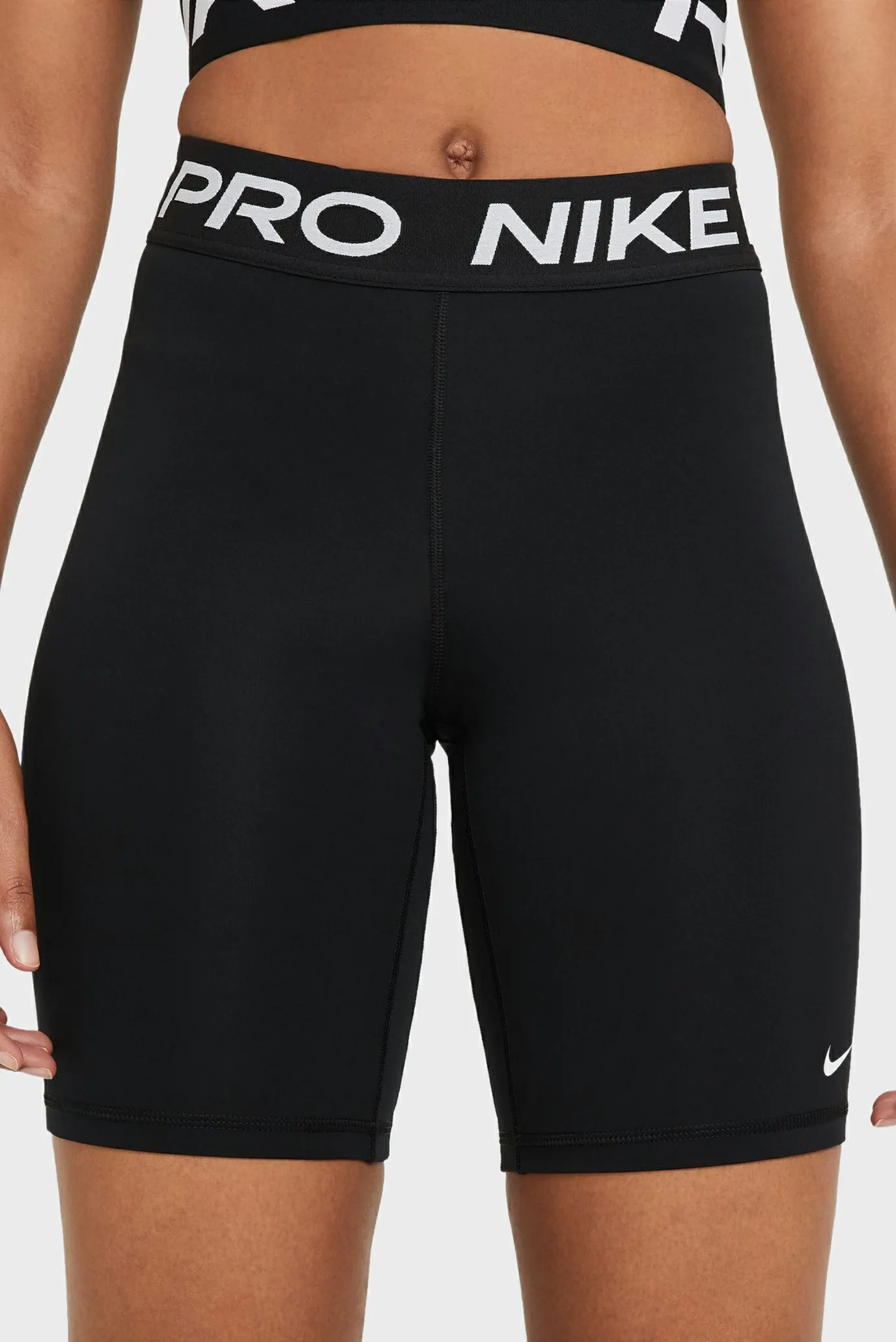 Жіночі чорні велосипедки W NP 365 SHORT 8IN 4