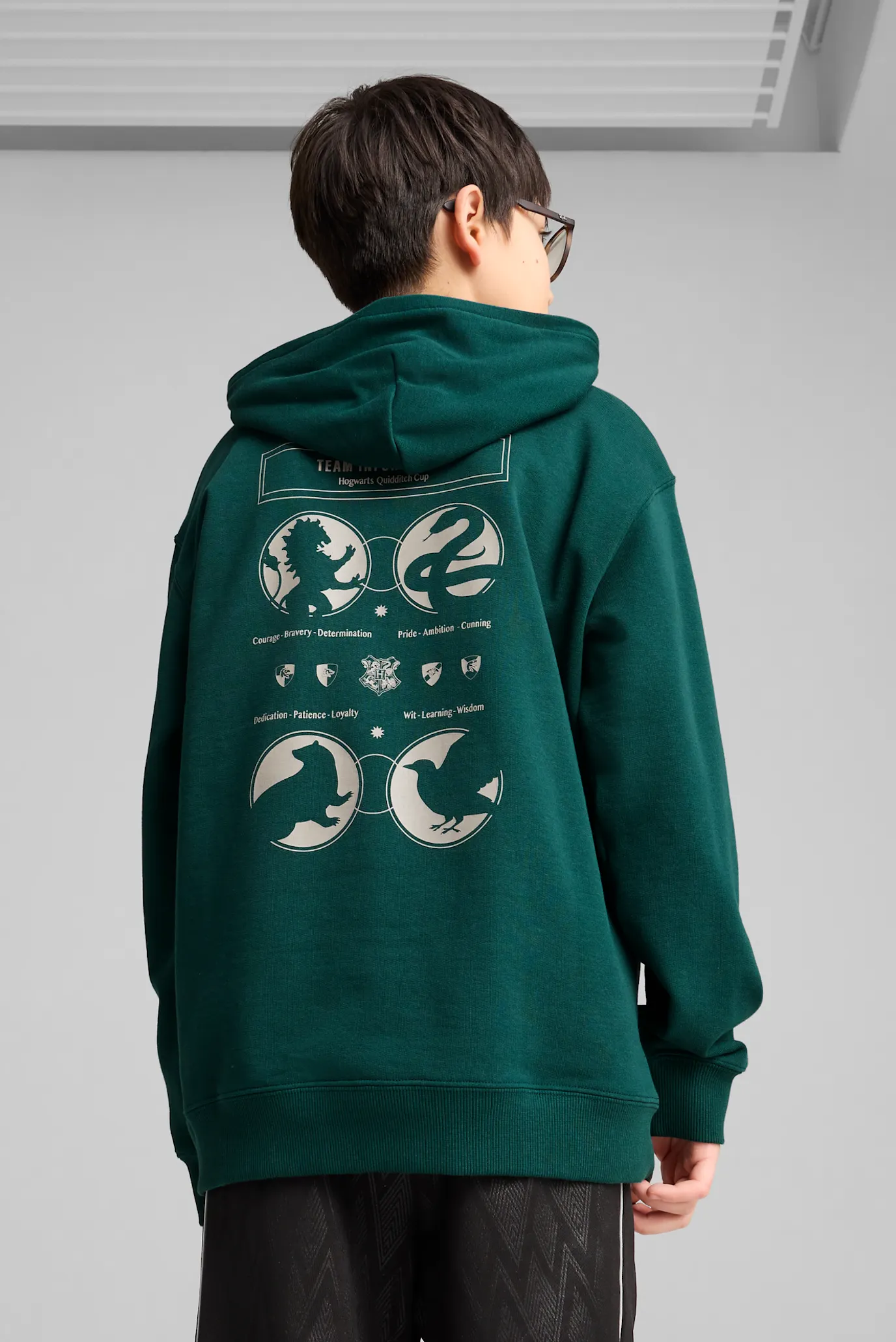 Детское зеленое худи PUMA x HARRY POTTER Relaxed Graphic Hoodie Youth 3