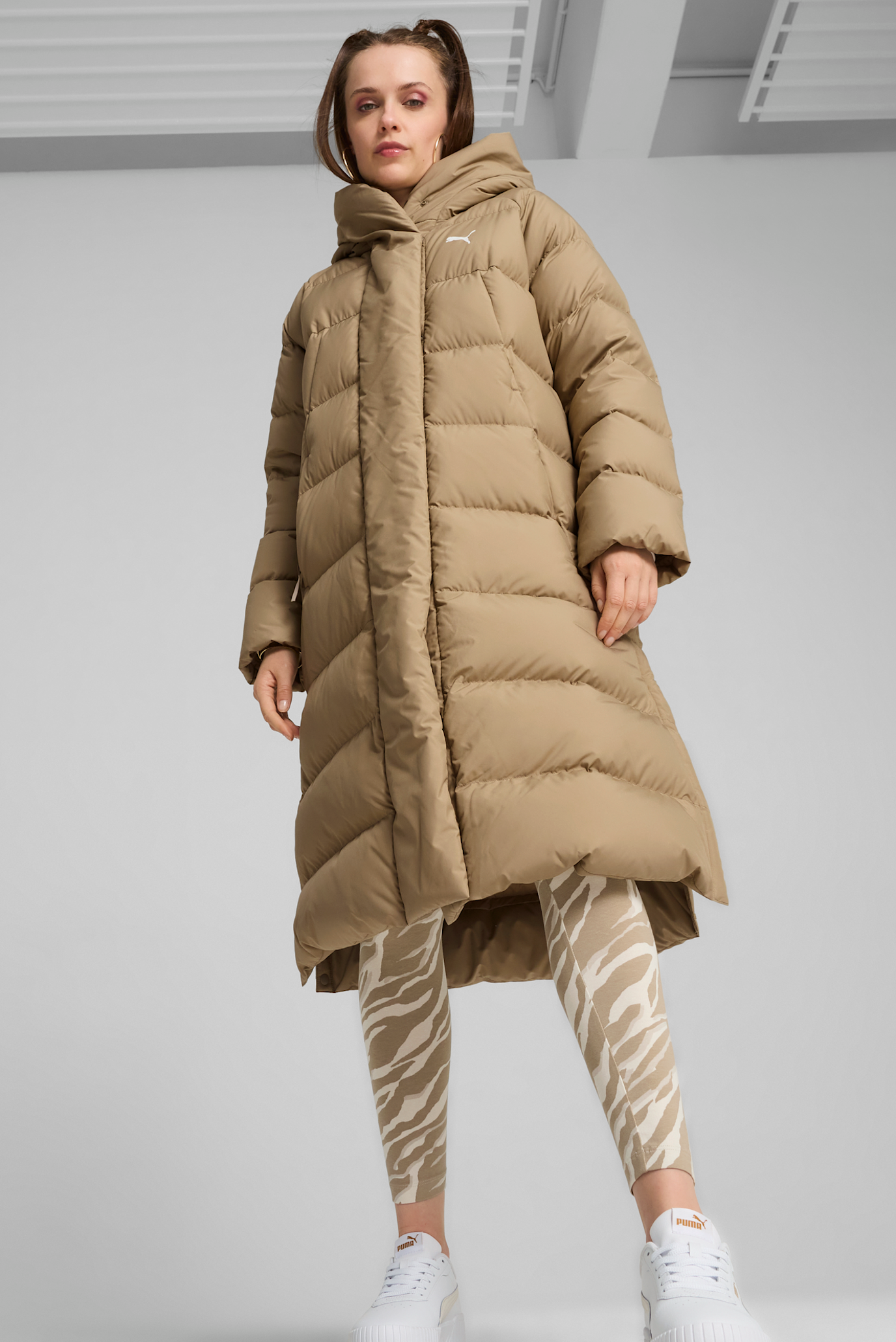 Жіночий бежевий пуховик Long Down Coat Women 1