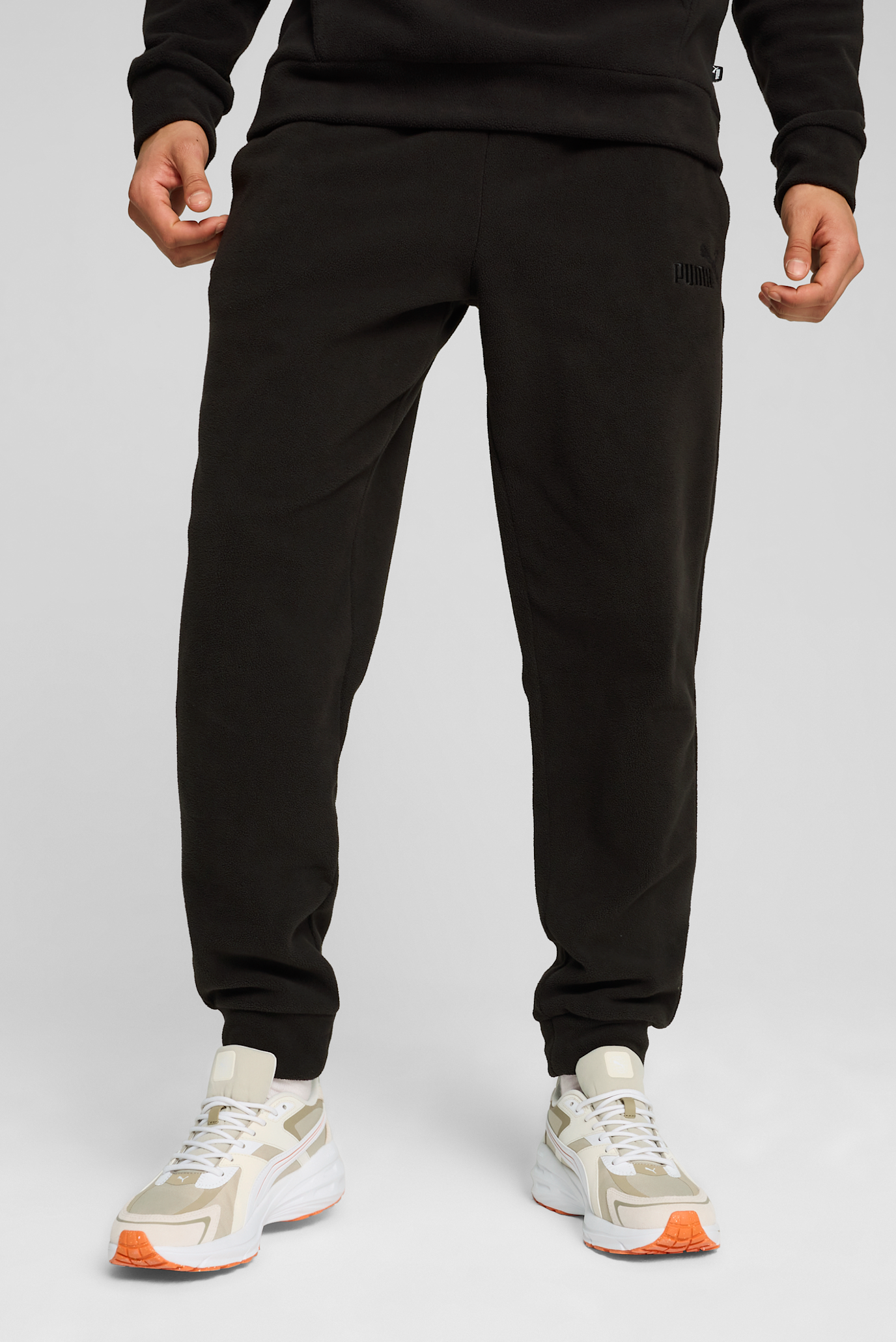 Мужские черные спортивные брюки ESS ELEVATED Sweatpants Men 1