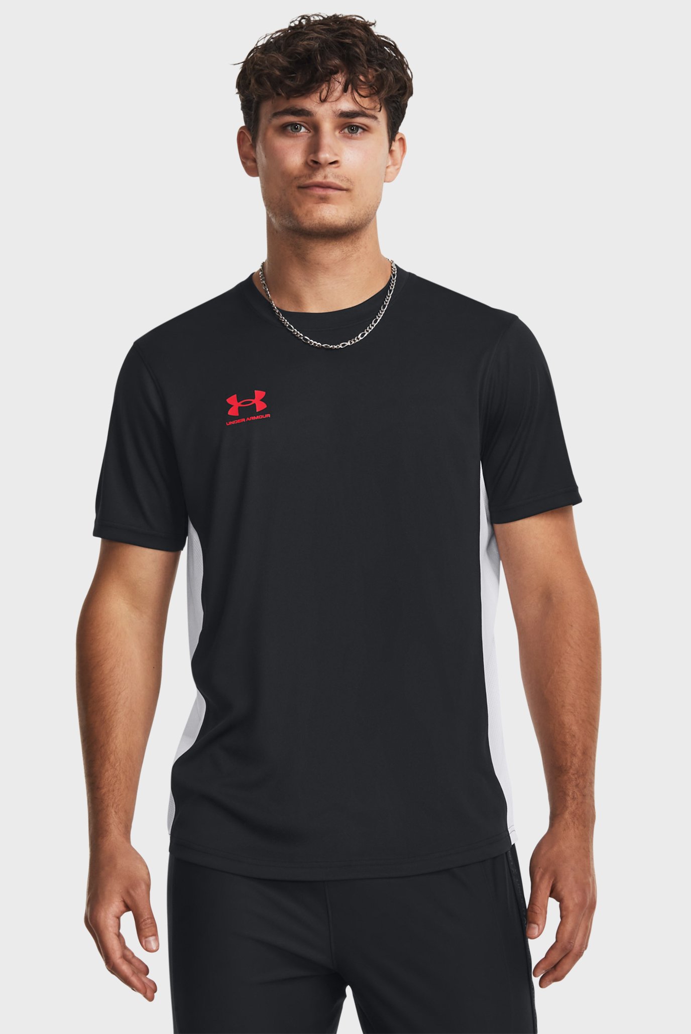 Мужская черная футболка UA M's Ch. Train SS 1