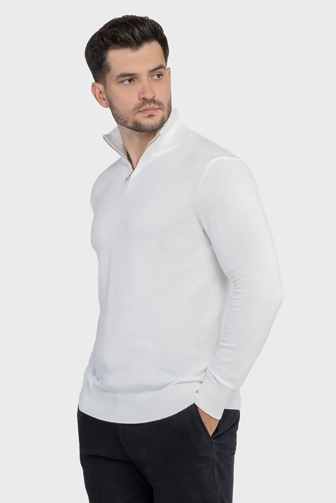 Мужская белая кофта 1