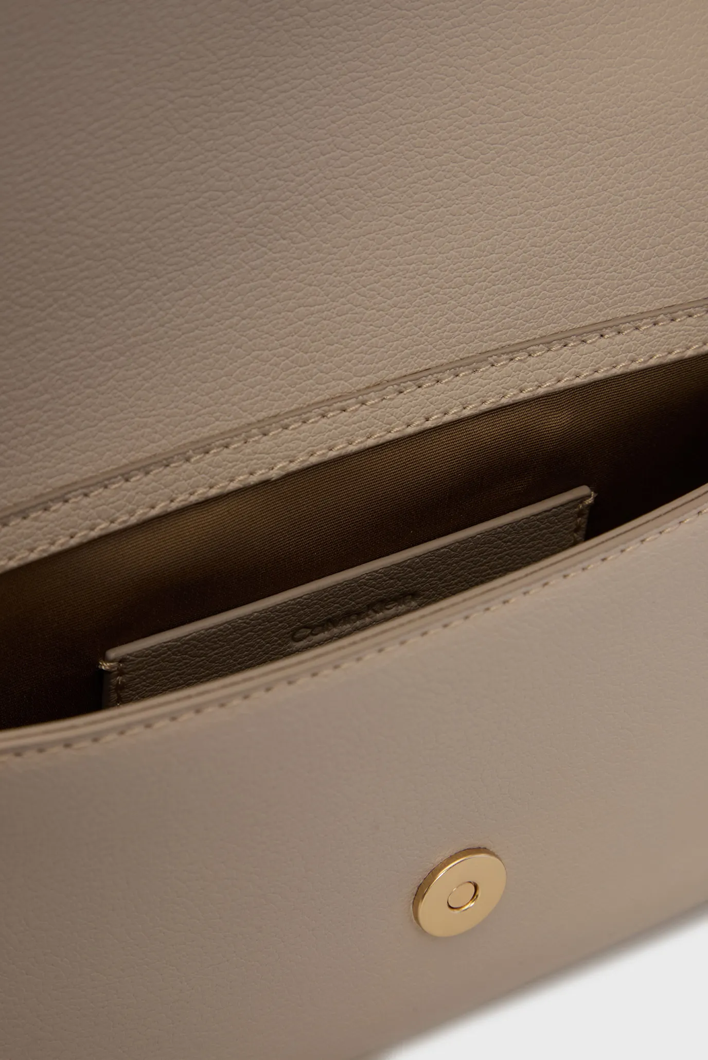 Женская бежевая сумка MINIMAL MONOGRAM SHOULDER POUCH 5
