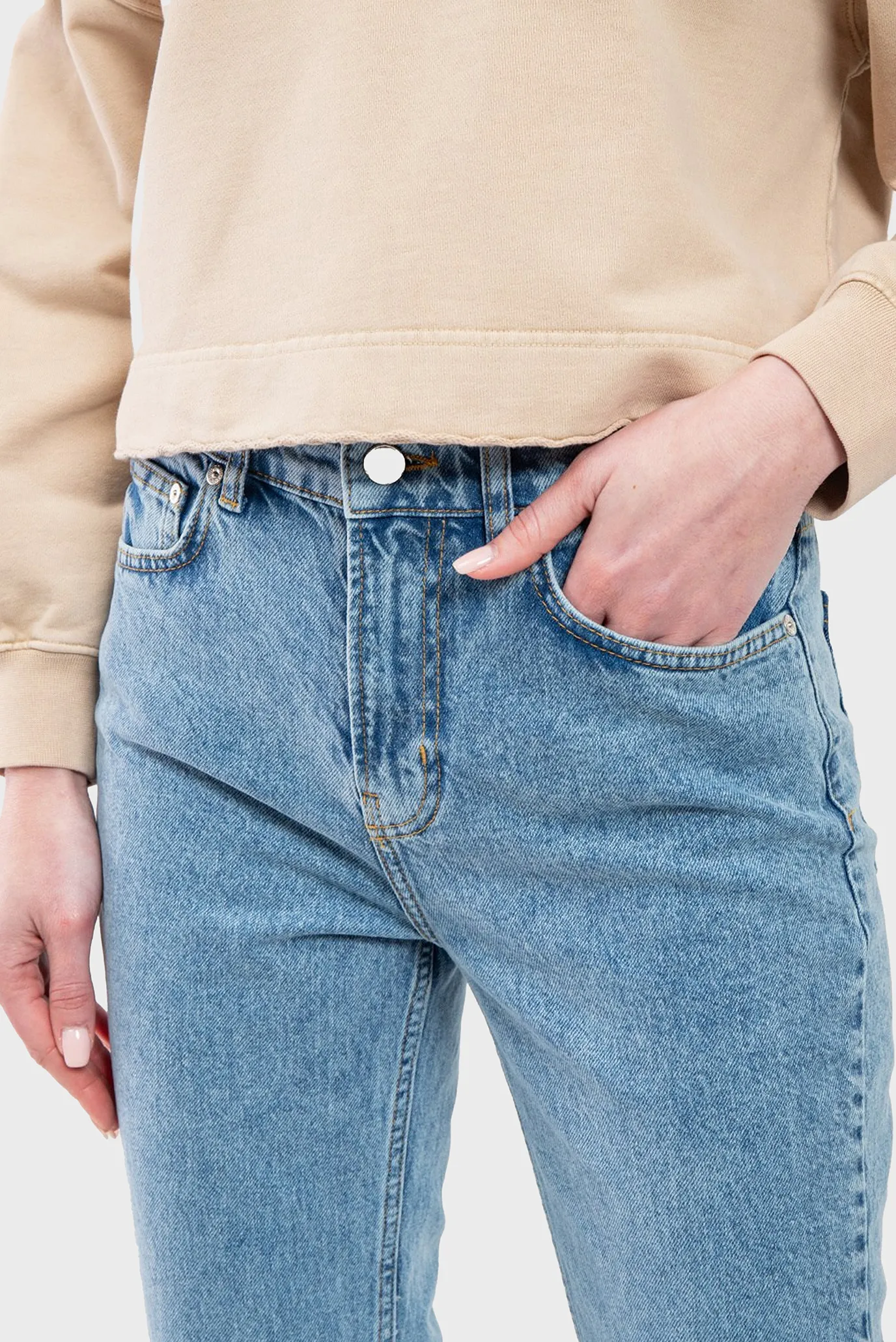 Женский бежевый свитшот 6