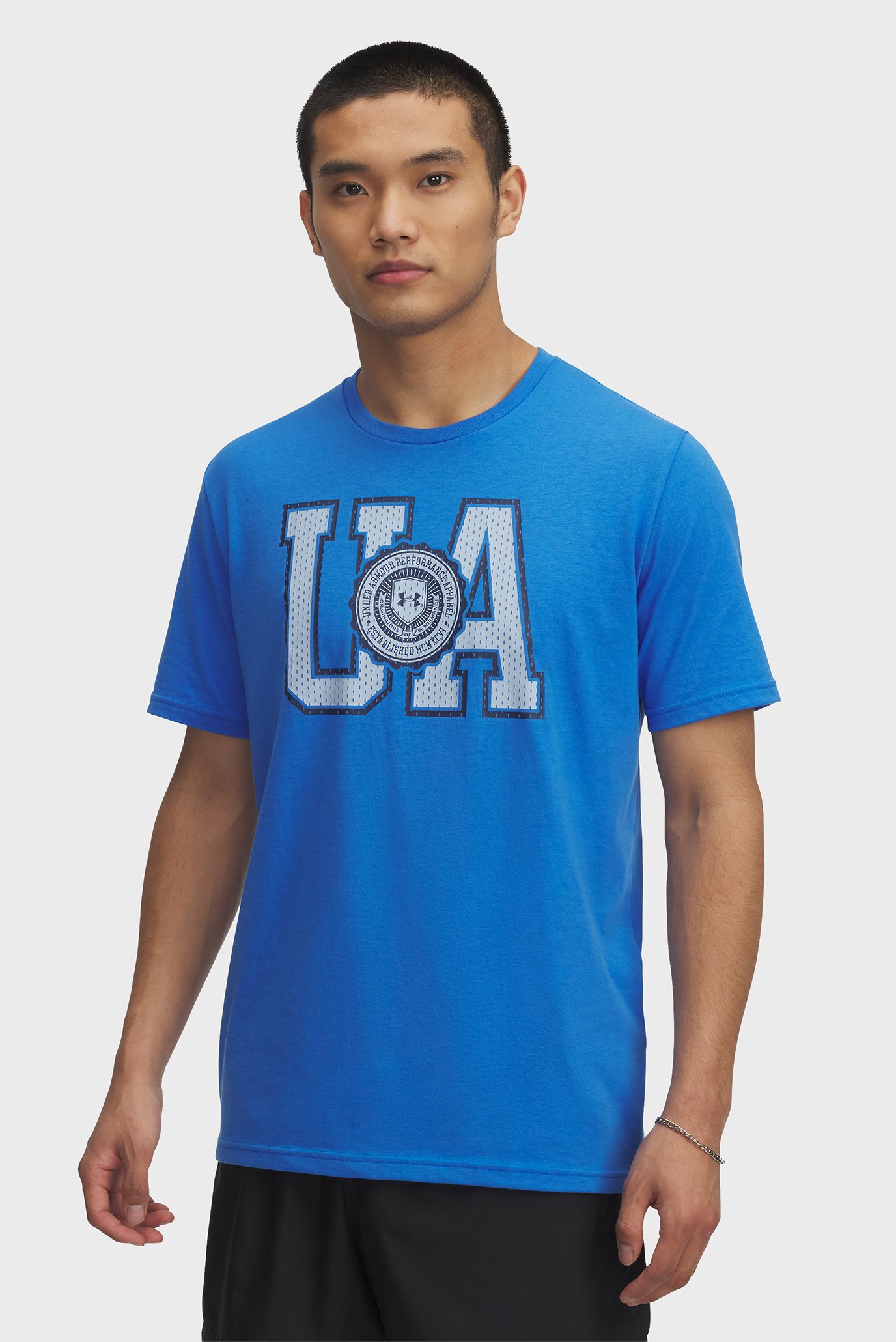 Мужская синяя футболка UA COLLEGE CREST LOGO SS Синий XXL Under Armour 6005611-402 Мужская синяя футболка UA COLLEGE CREST LOGO SS Синий XXL Under Armour 6005611-402