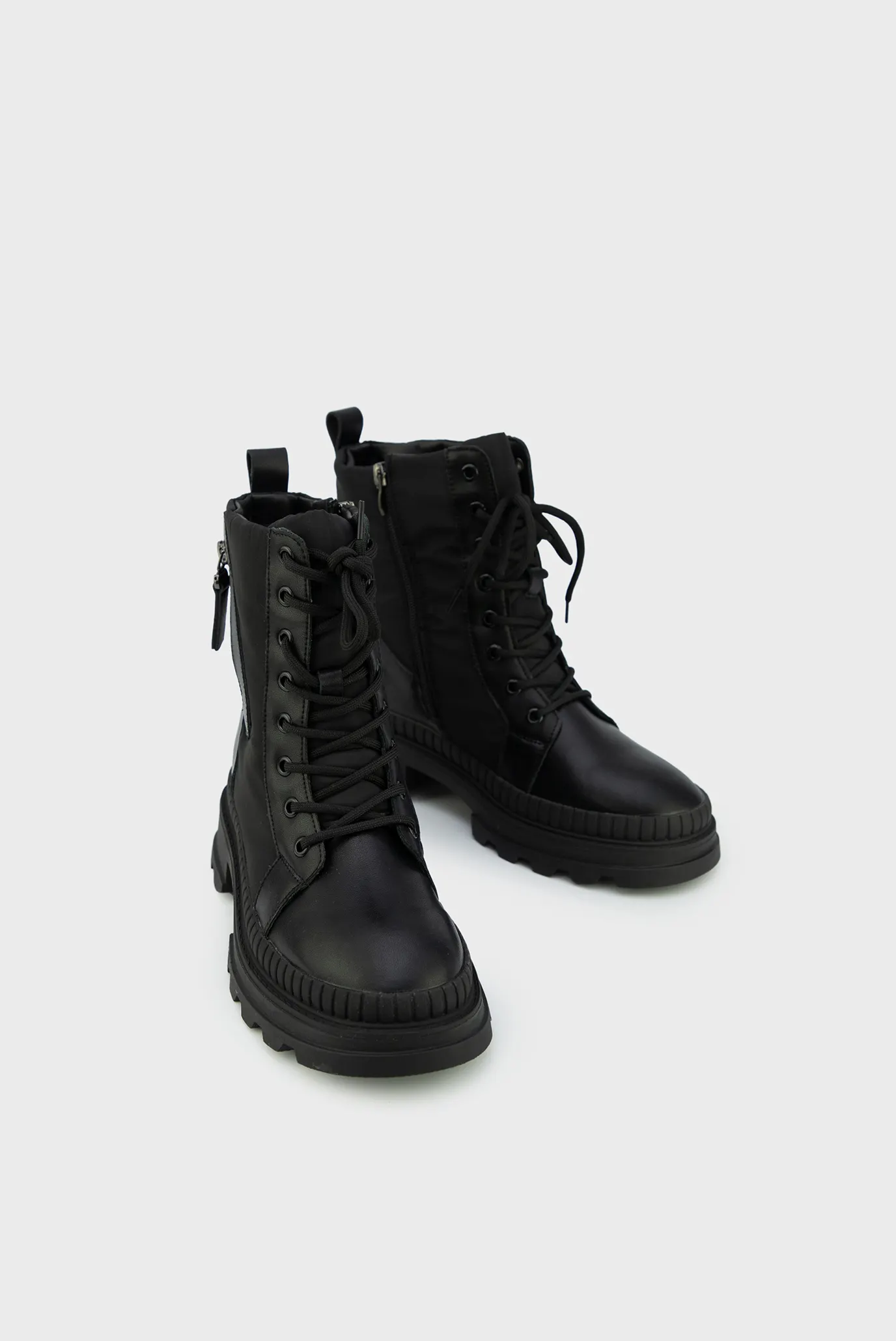 Жіночі чорні шкіряні черевики 3