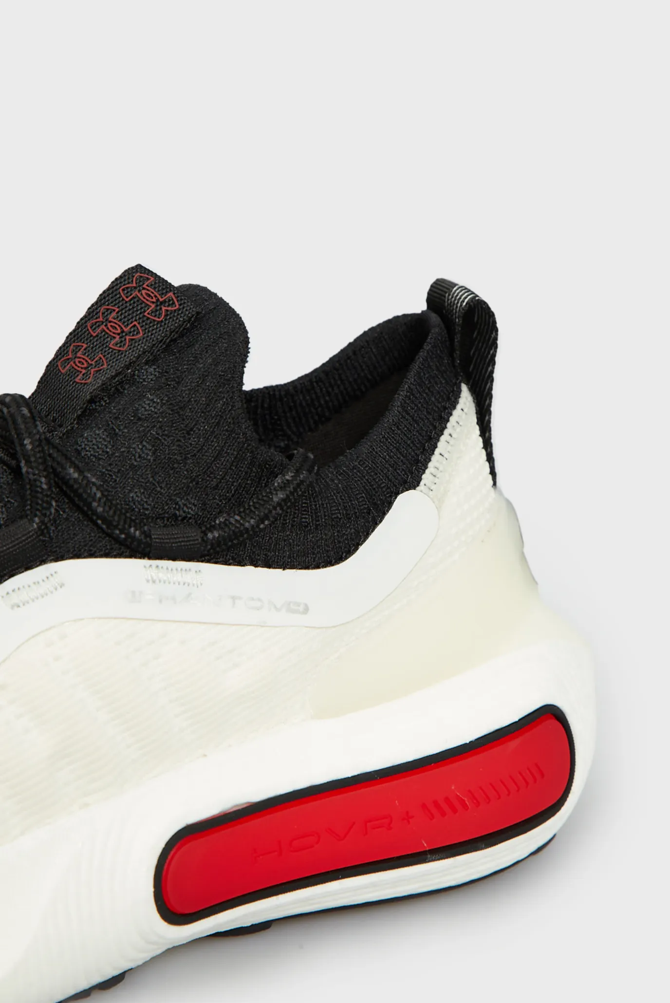 Жіночі бежеві кросівки UA W Phantom 4 2