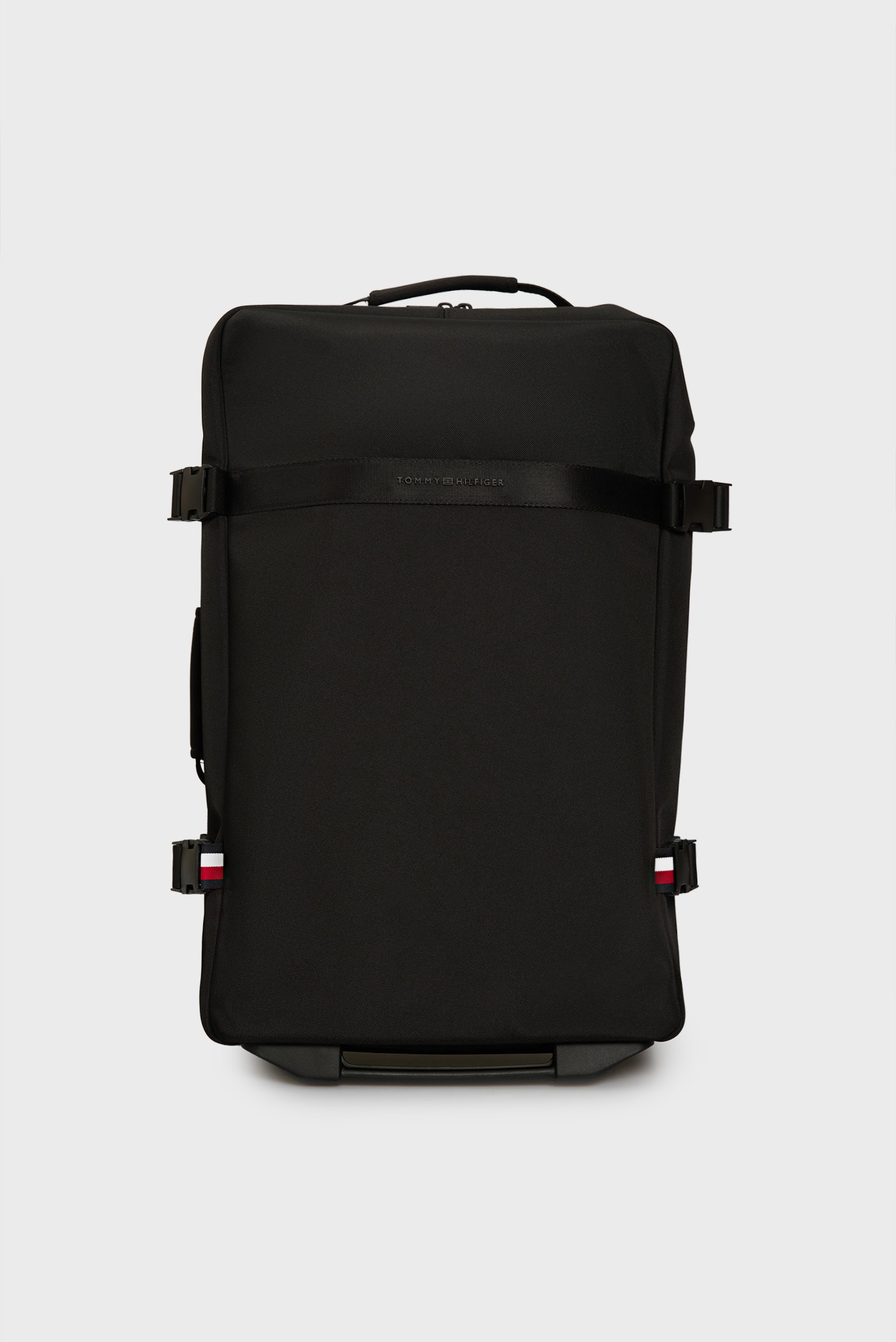Мужской черный чемодан 54 см NYLON TRAVEL SOFT TROLLEY Черный ONESIZE Tommy Hilfiger AM0AM13474 Мужской черный чемодан 54 см NYLON TRAVEL SOFT TROLLEY Черный ONESIZE Tommy Hilfiger AM0AM13474