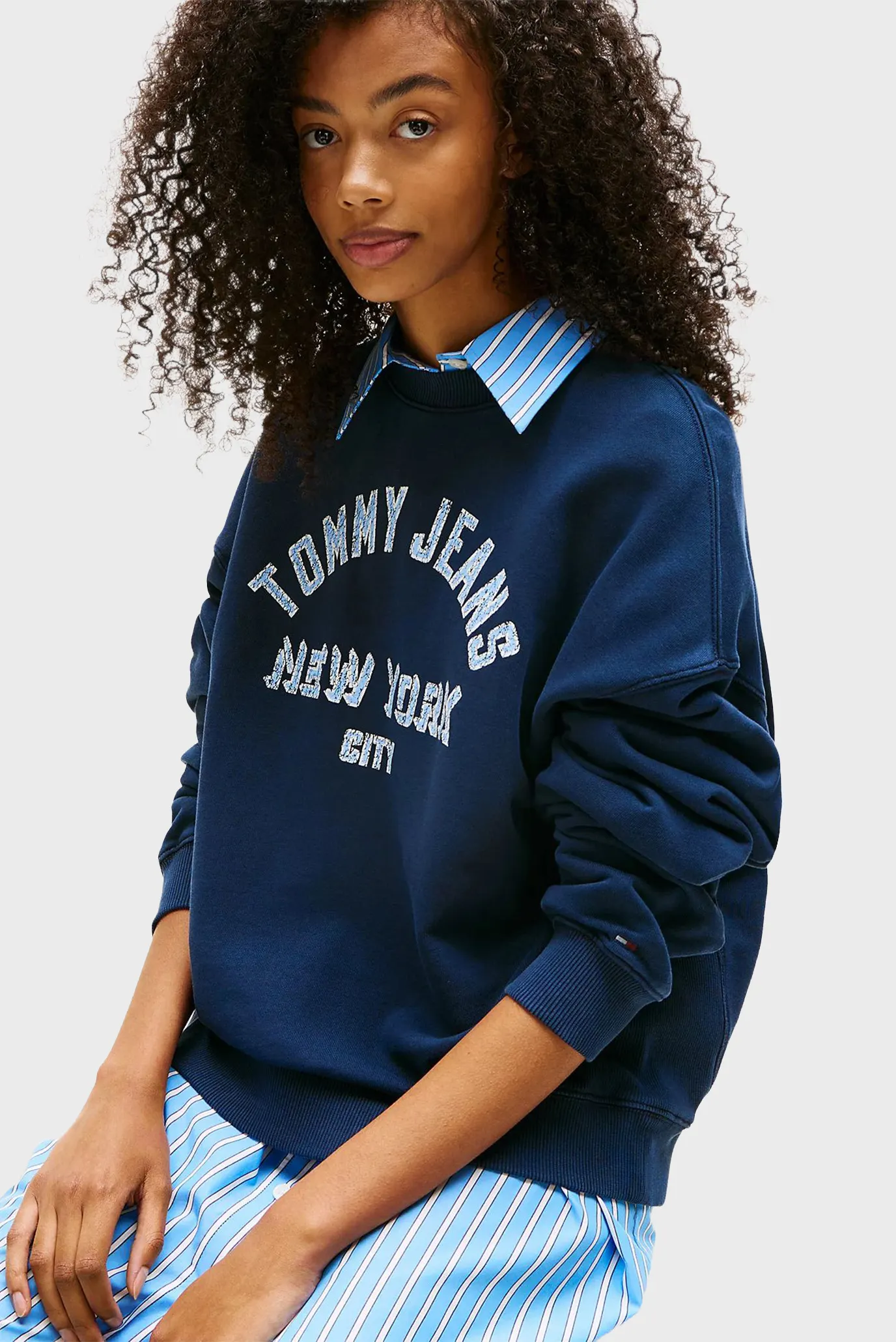 Женский темно-синий свитшот VARSITY OVERDYE 2