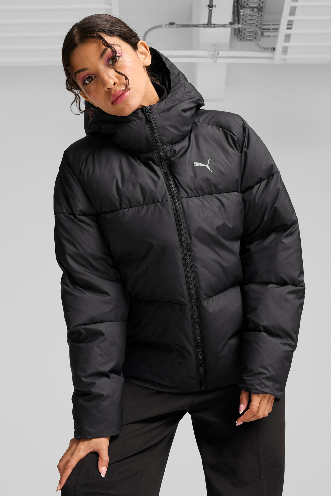 Женская черная куртка Puffer Jacket Women 1