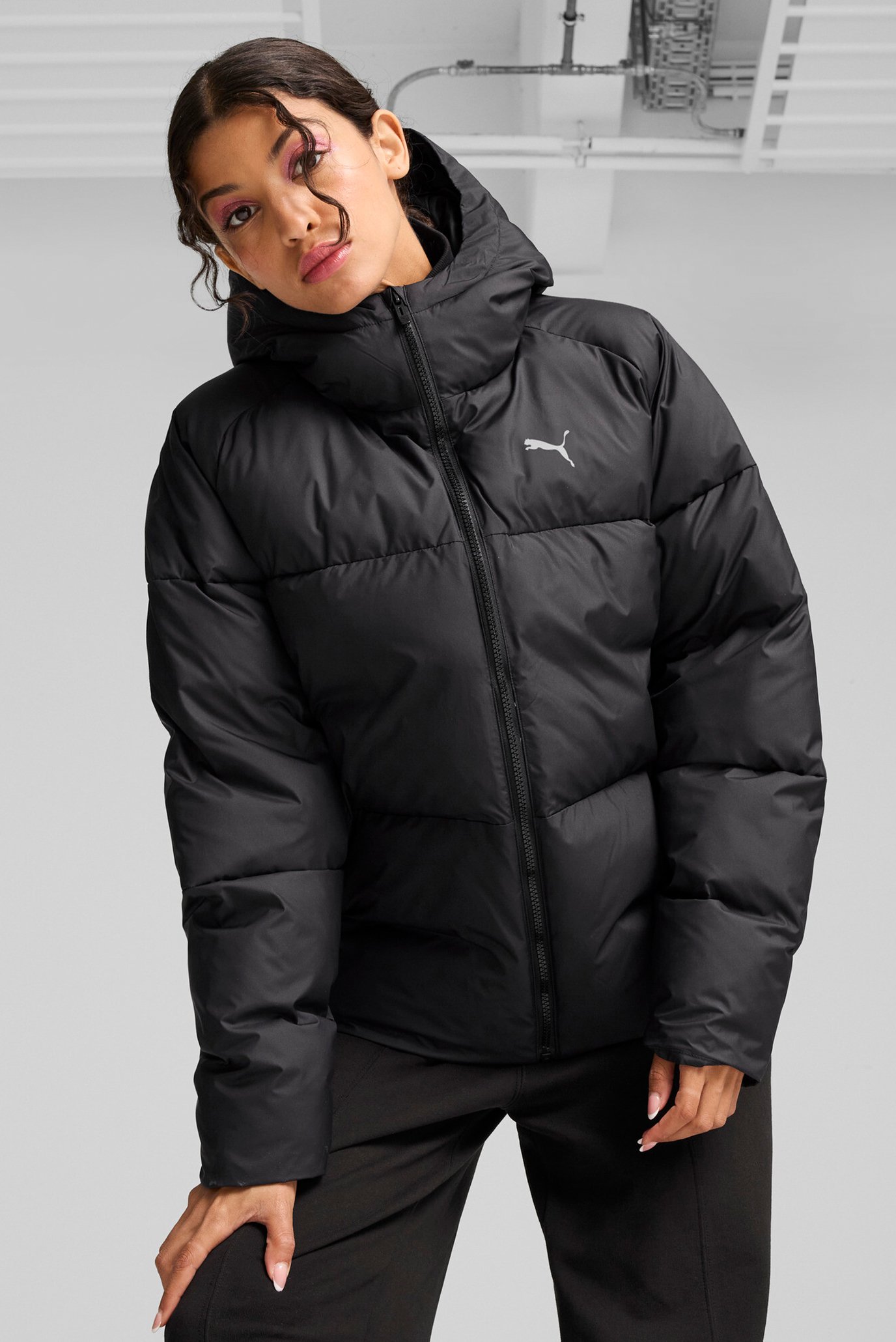 Жіноча чорна куртка Puffer Jacket Women 1