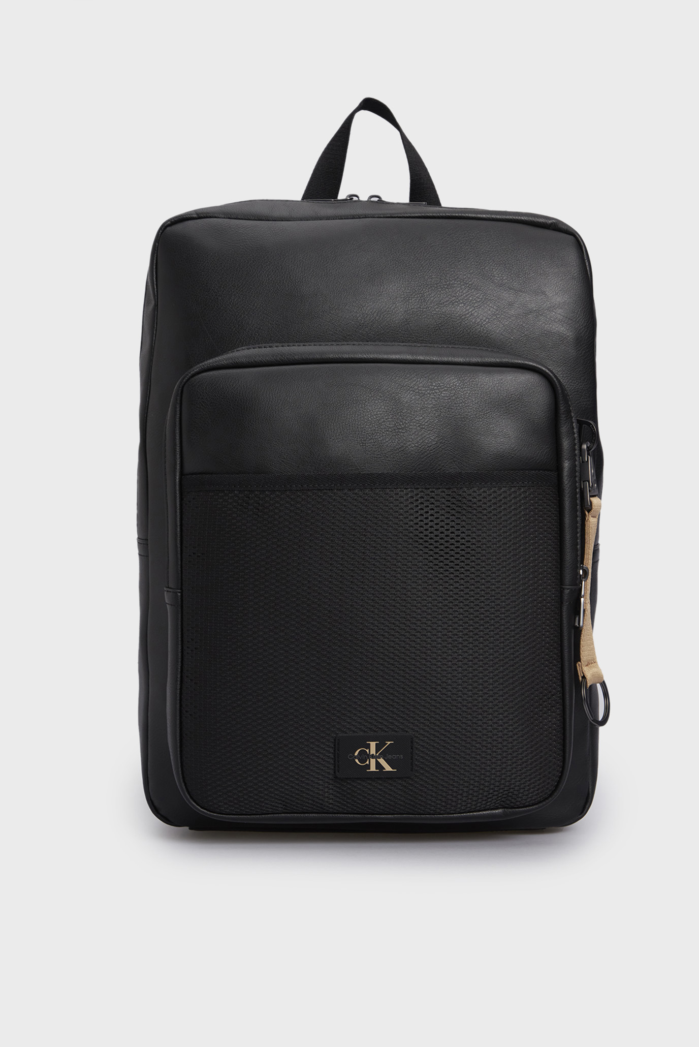 Мужской черный рюкзак TAGGED SLIM SQUARE BP43 1