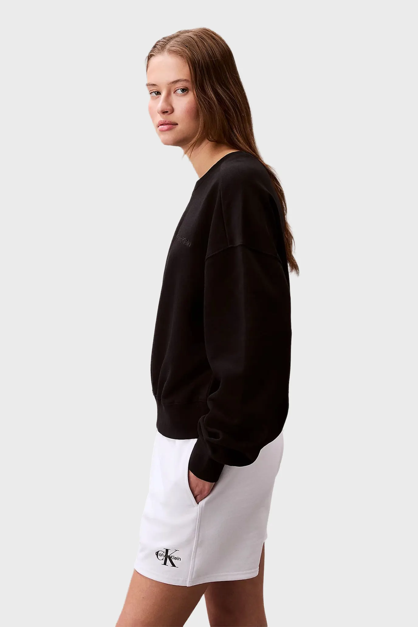 Женский черный свитшот FRENCH TERRY CREWNEC 5
