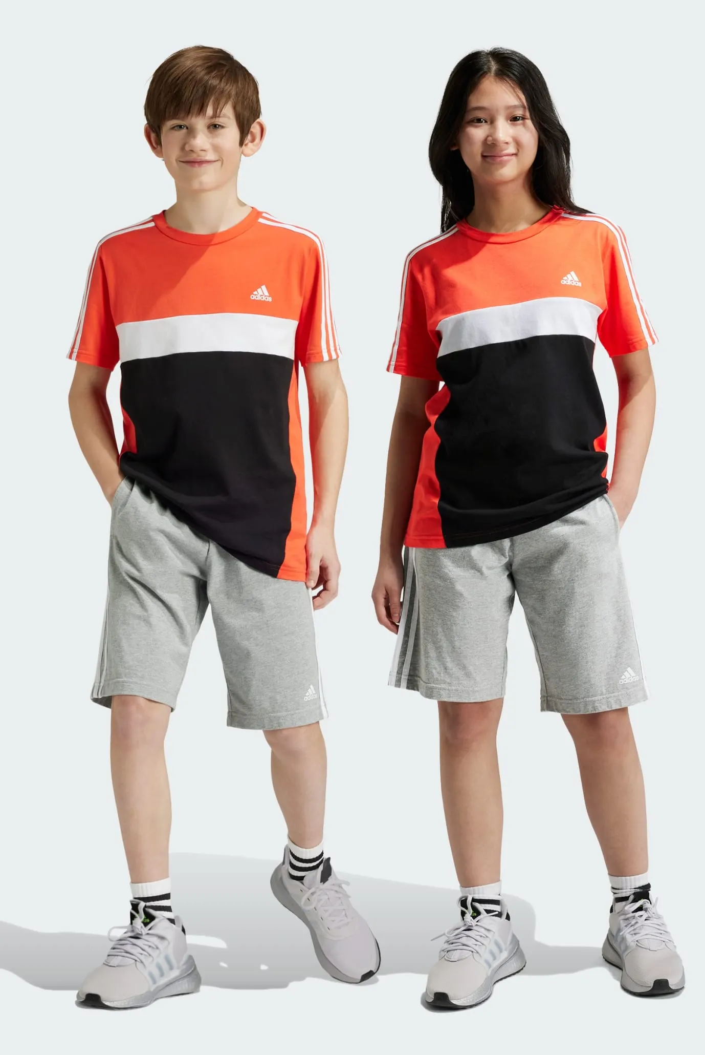 Дитячі сірі шорти Essentials 3-Stripes Knit 1