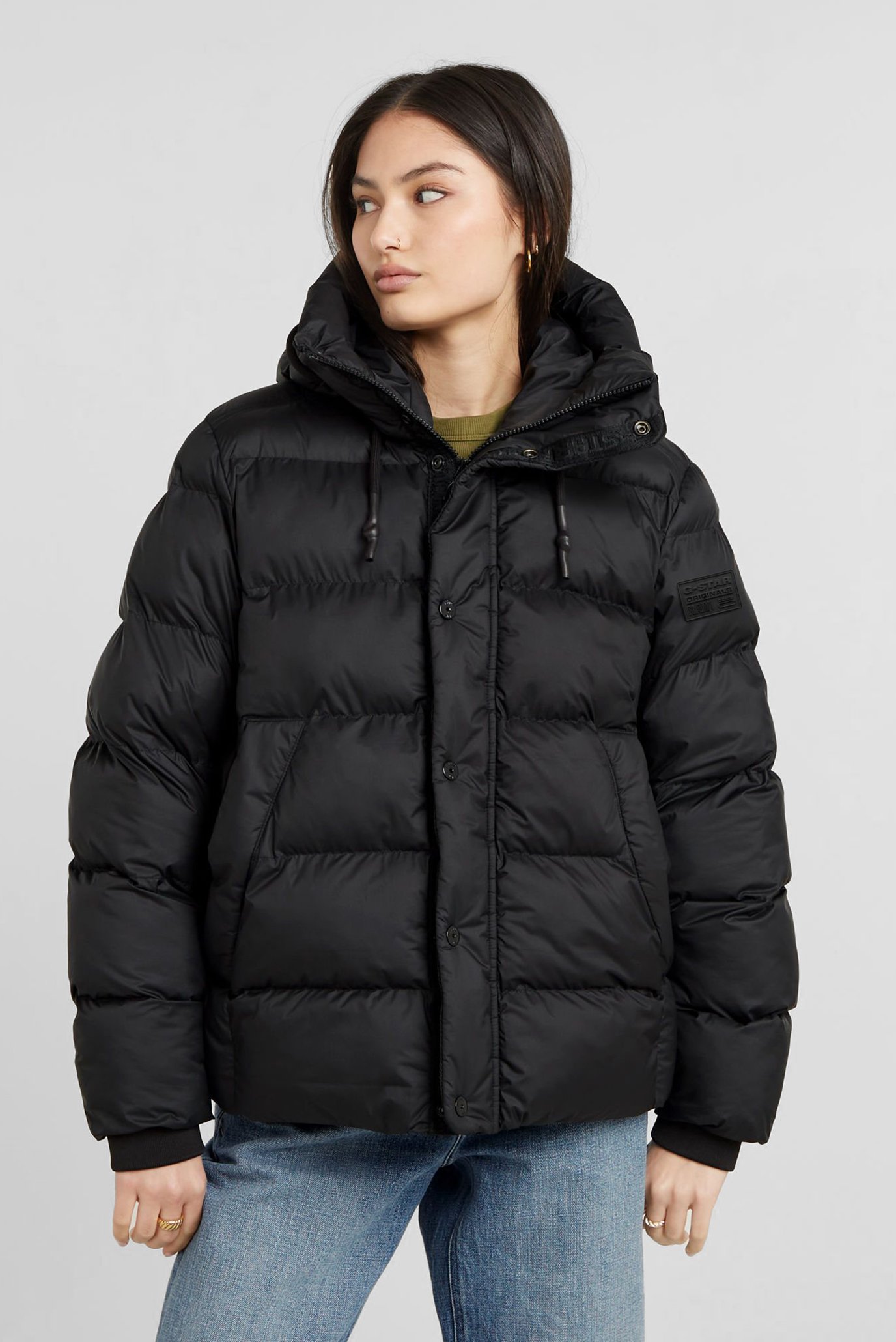 Женская черная куртка Whistler Short Puffer wmn 1