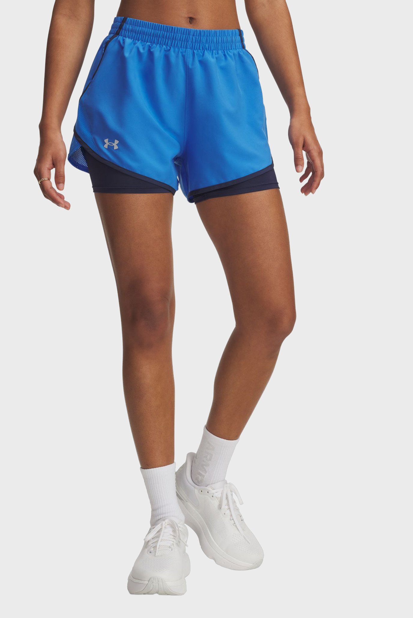 Женские голубые шорты UA Fly By 2 Голубой L Under Armour 1382440-402 Женские голубые шорты UA Fly By 2 Голубой L Under Armour 1382440-402