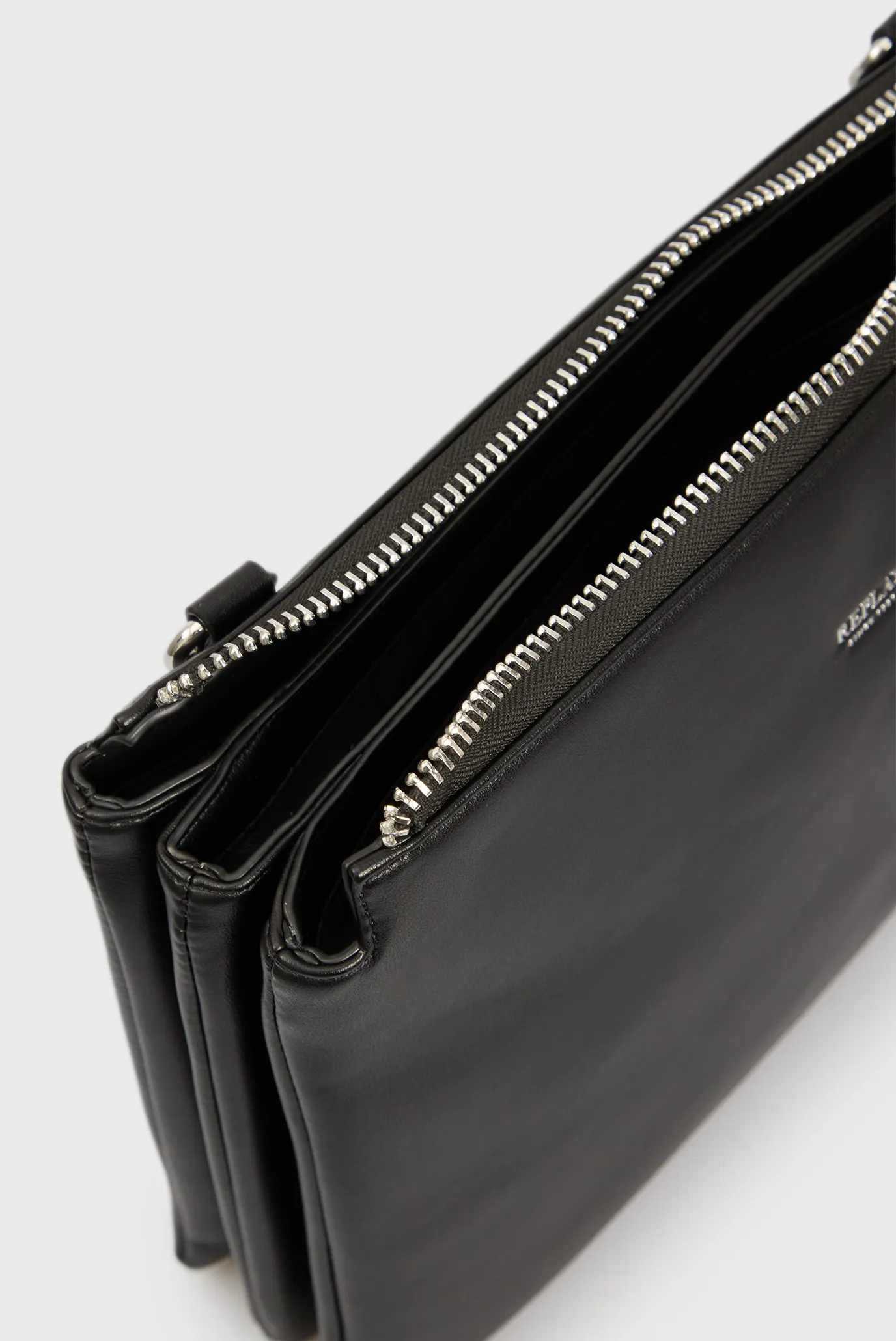 Жіноча чорна сумка 2