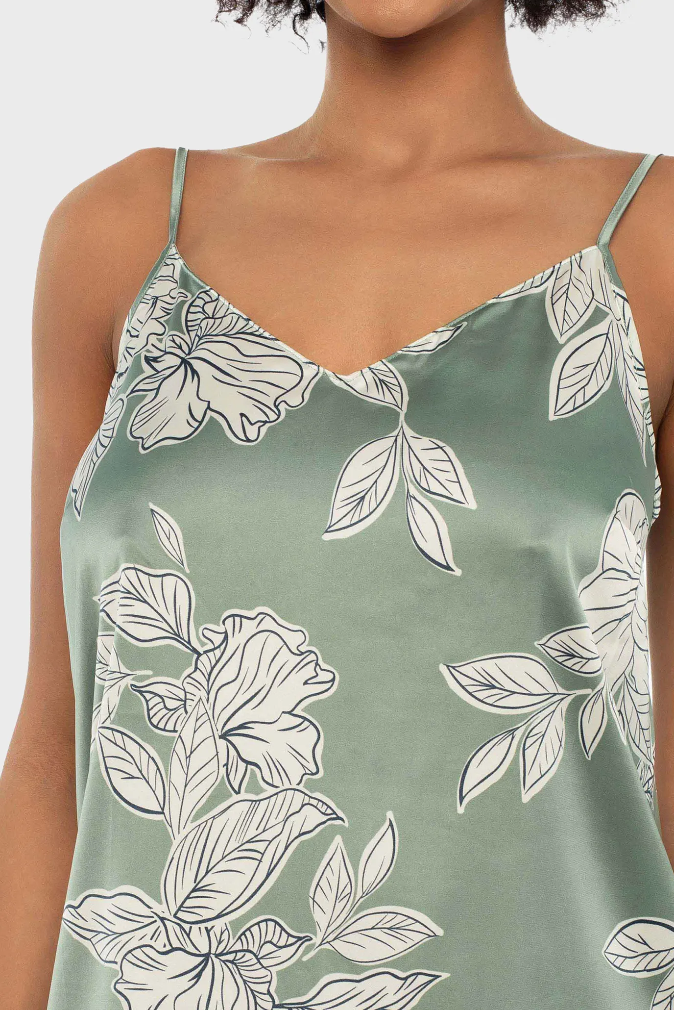 Жіноча зелена нічна сорочка з візерунком Dedicate 4