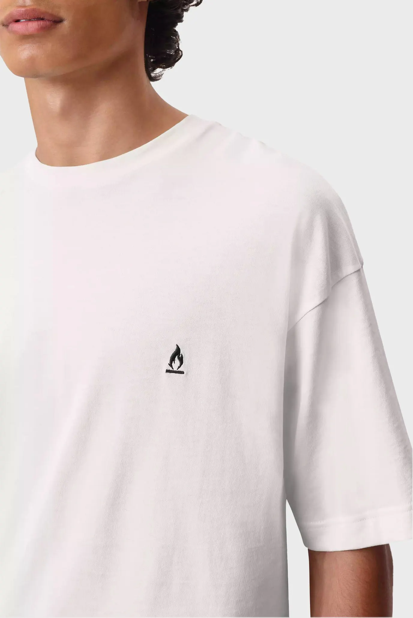 Чоловіча біла футболка ANAYO 2