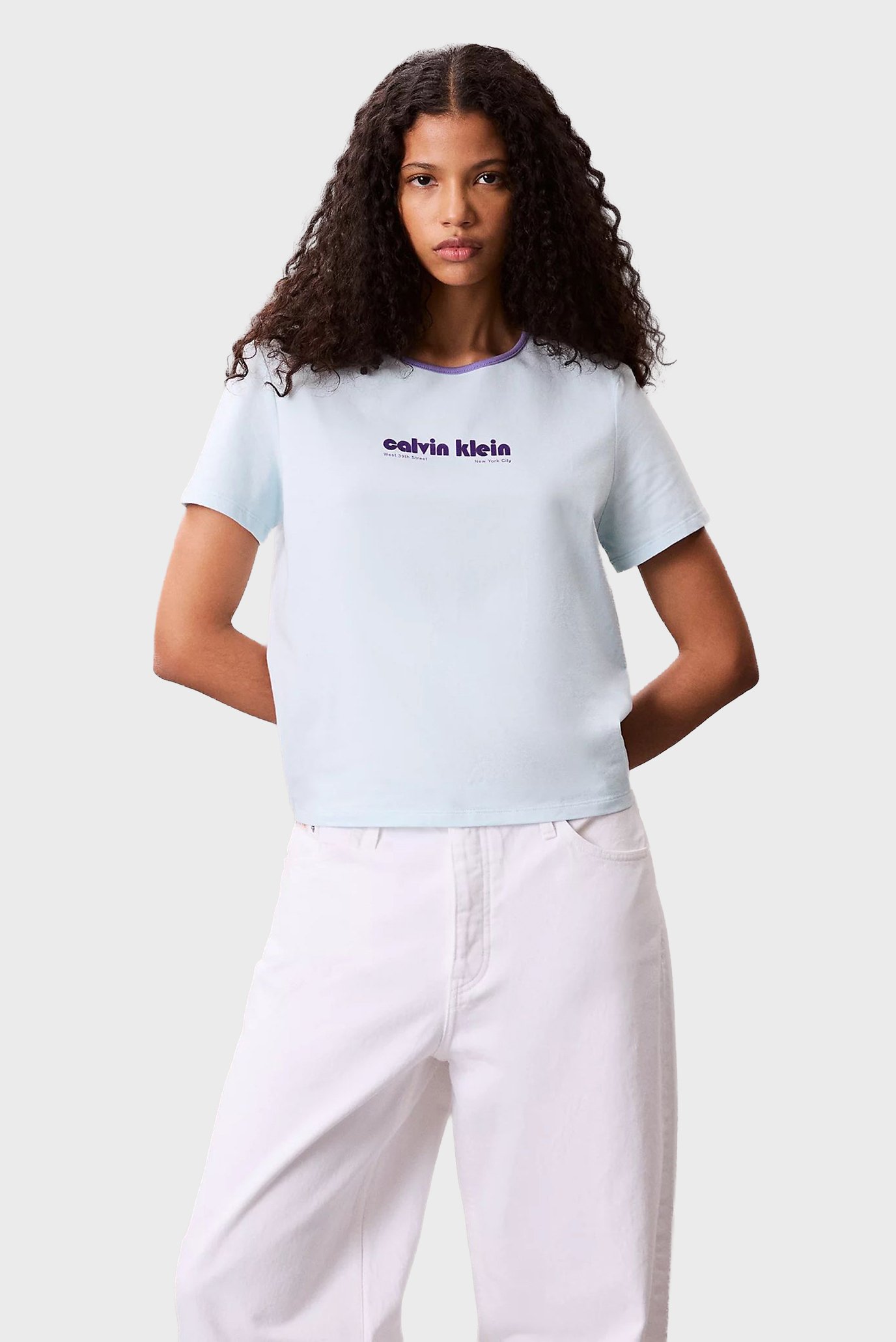 Женская голубая футболка SS RETRO LOGO Голубой M Calvin Klein Jeans LV047C821G Женская голубая футболка SS RETRO LOGO Голубой M Calvin Klein Jeans LV047C821G