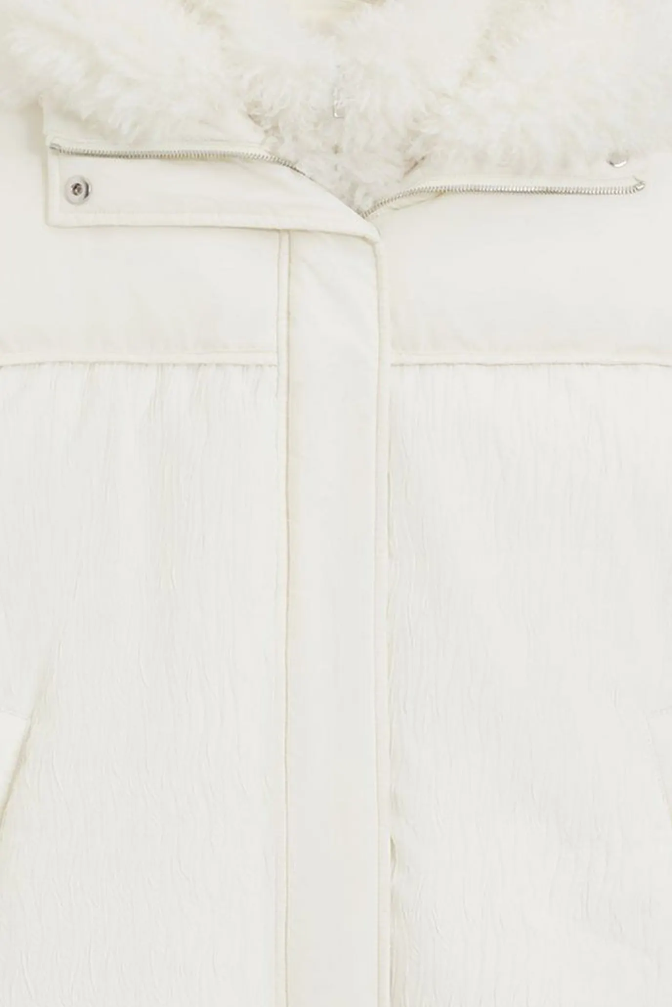 Жіноча біла куртка 5