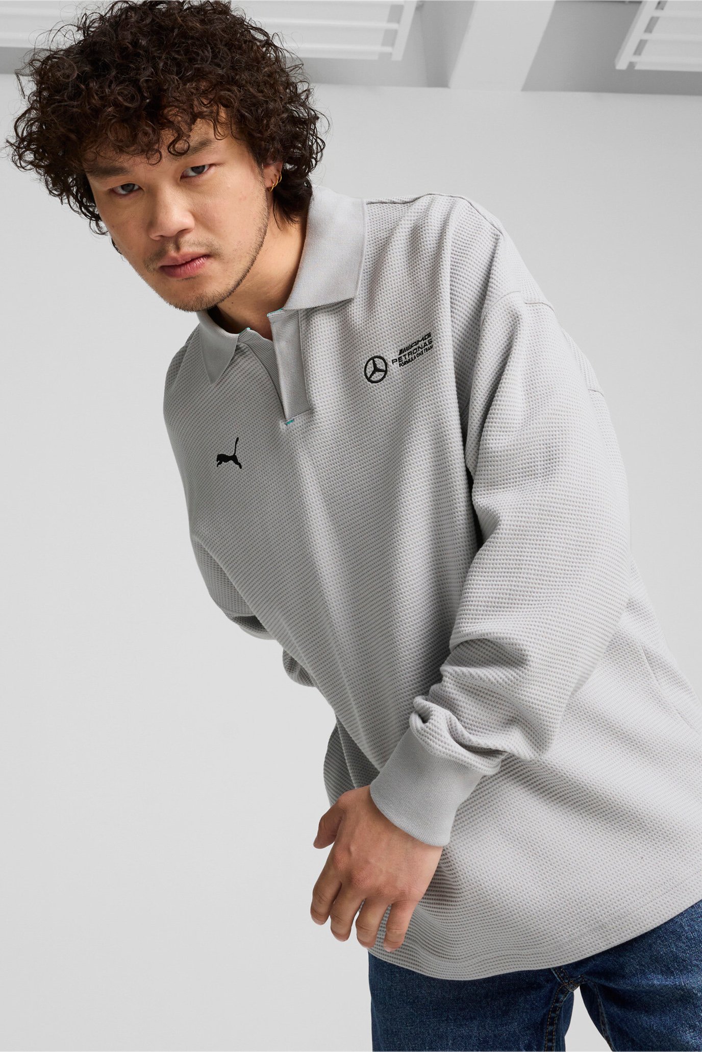 Чоловіче сіре поло Mercedes-AMG Petronas F1® Long-sleeve Polo Men 1