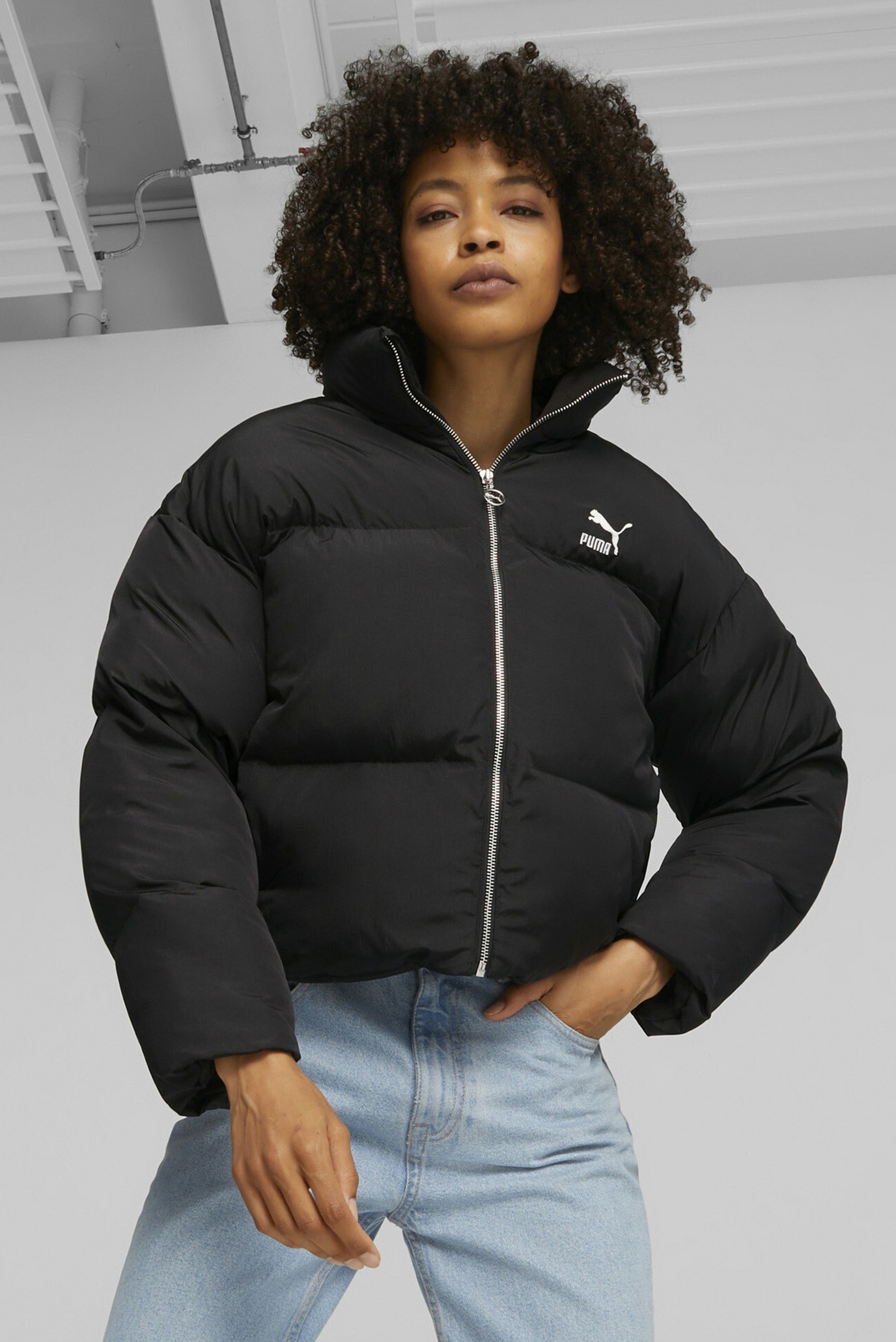 Женская черная куртка Classics Oversized Women’s Puffer Jacket 1