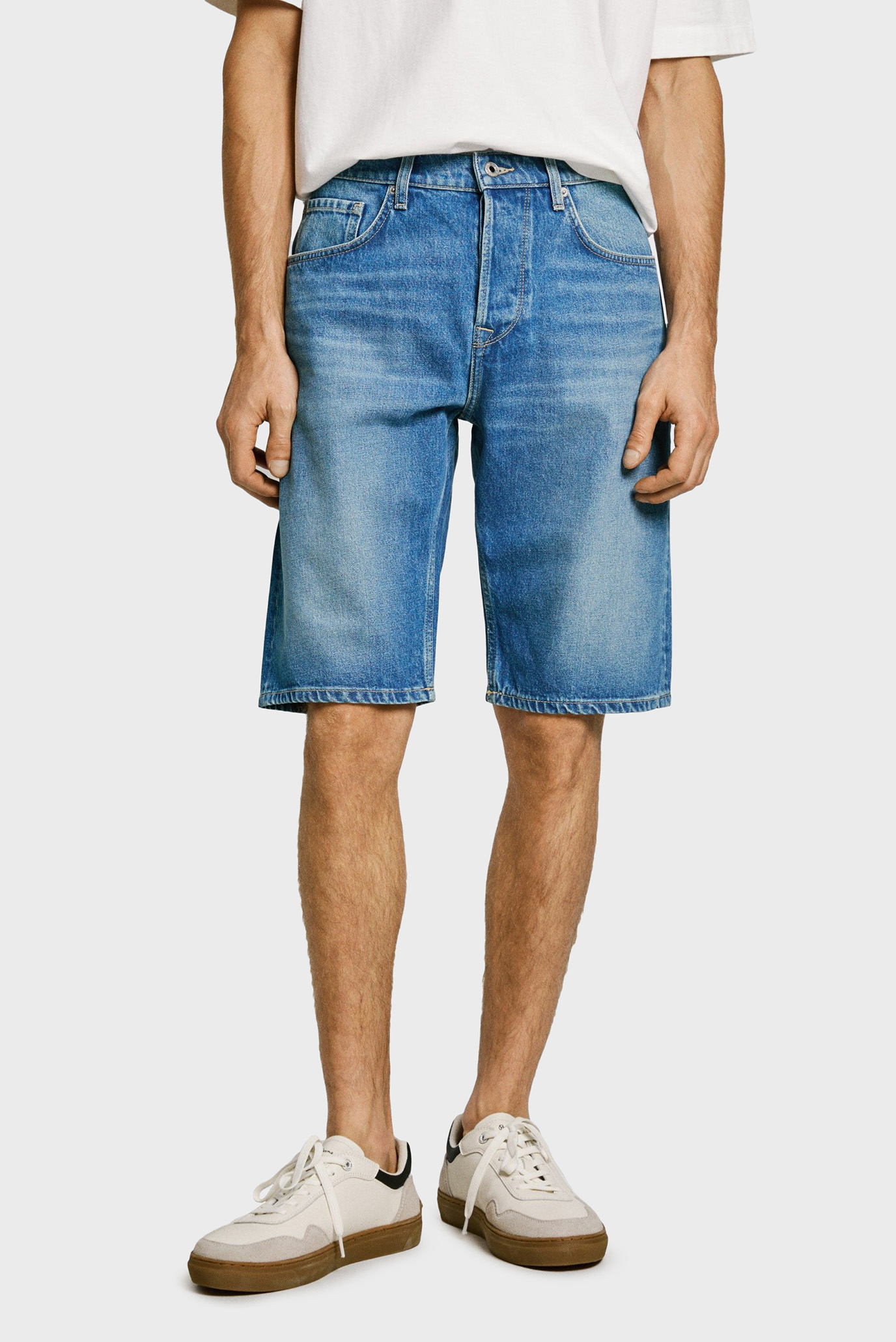 Мужские синие джинсовые шорты RELAXED SHORT CALLEN Синий 32 Pepe Jeans PM801079ND1 Мужские синие джинсовые шорты RELAXED SHORT CALLEN Синий 32 Pepe Jeans PM801079ND1
