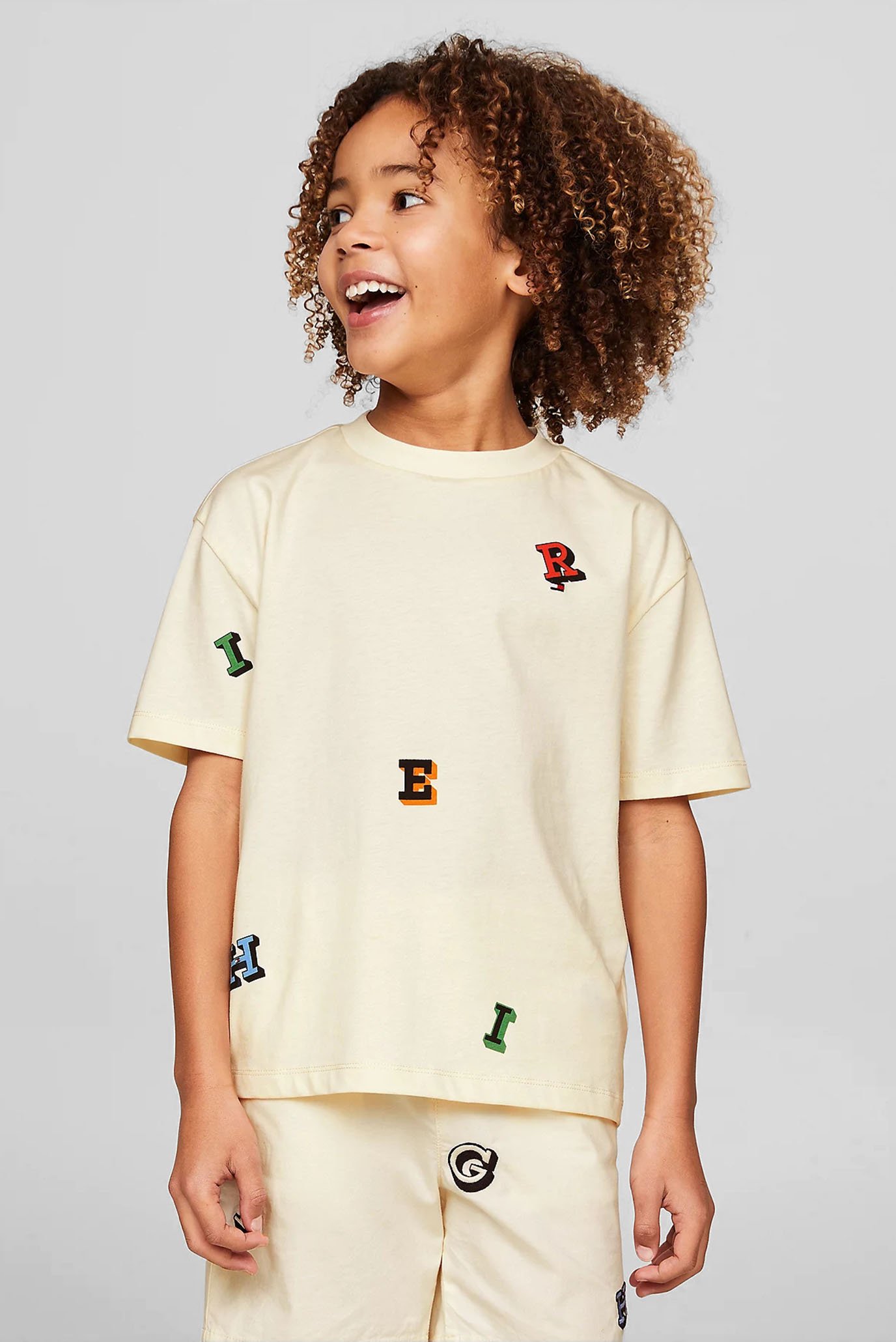 Детская бежевая футболка с узором MONOTYPE ALLOVER 1
