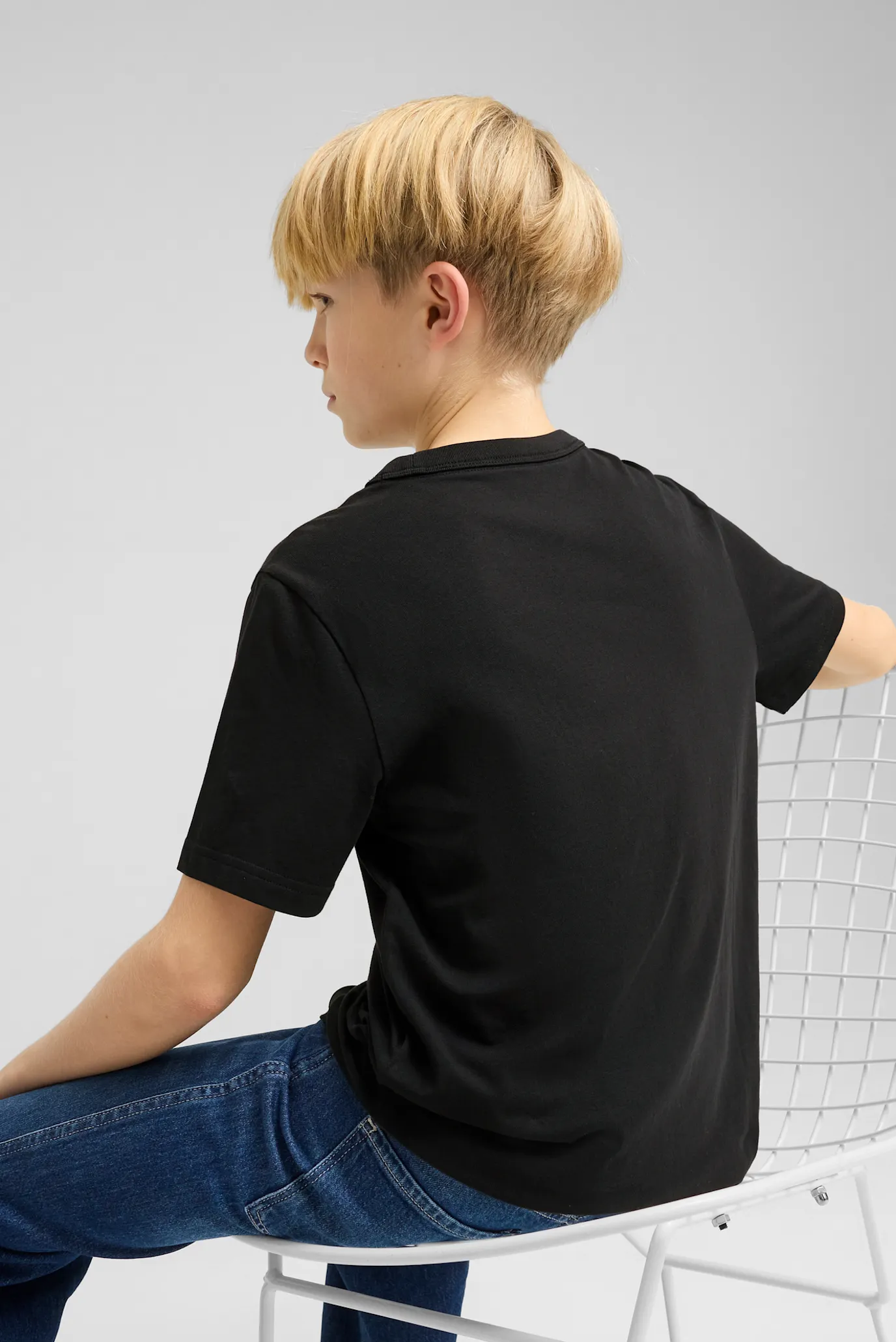 Детская черная футболка PUMA Class Graphic Tee Youth 3