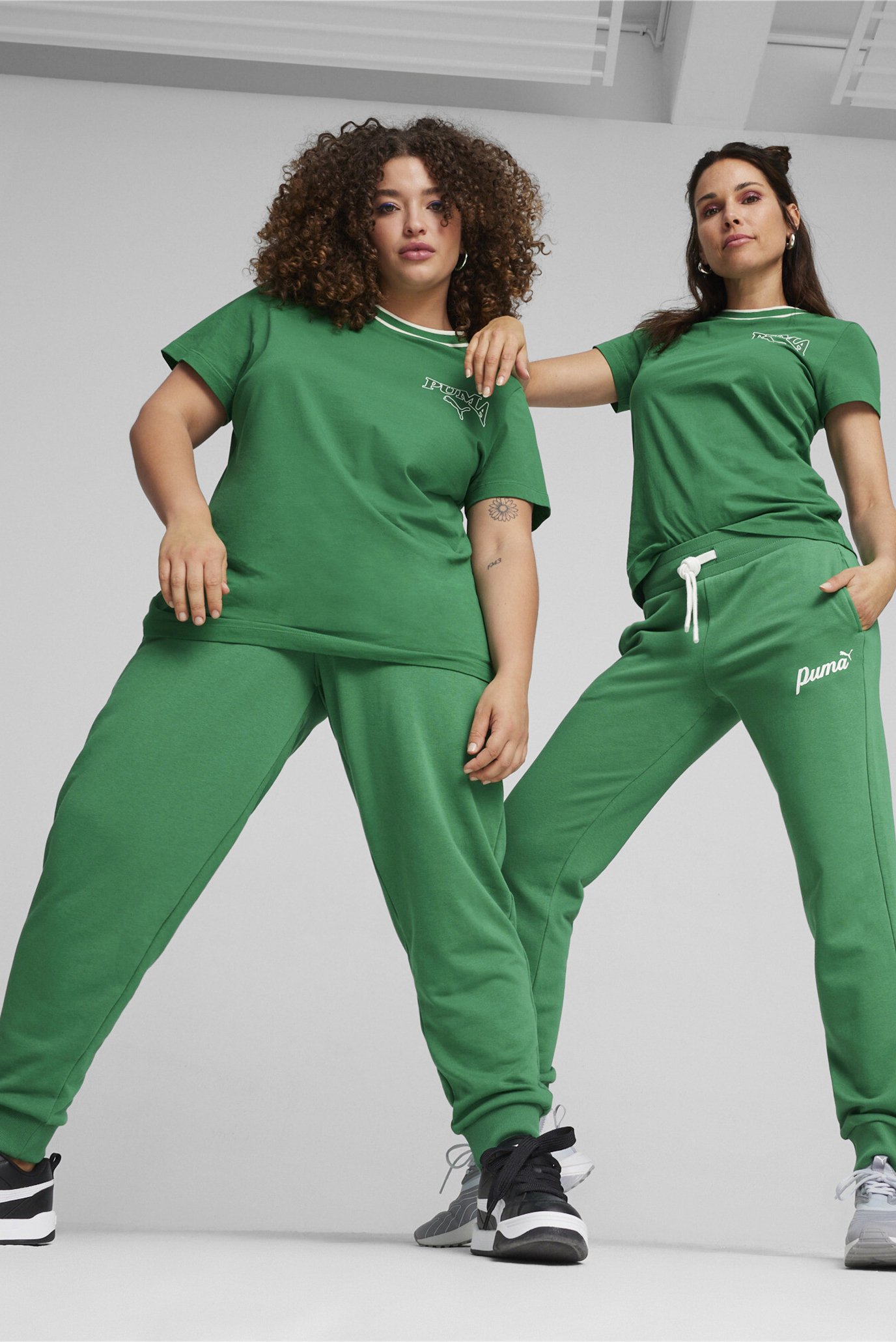 Женская зеленая футболка PUMA SQUAD Women's Tee 1