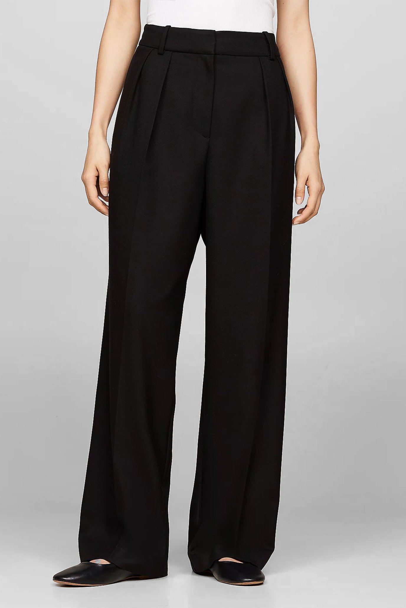 Женские черные брюки CORE RELAXED STRAIGHT PANT 1