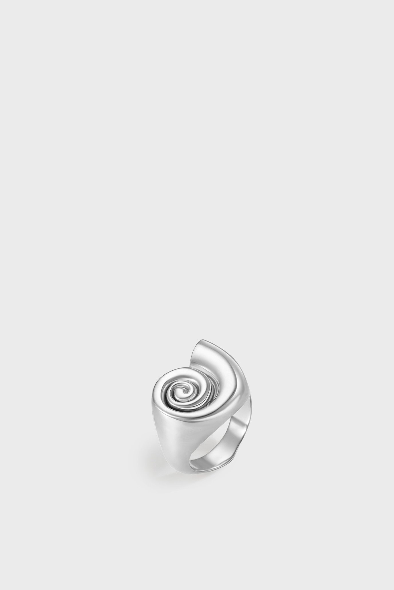 Женское серебряное кольцо NAUTILUS RING 1